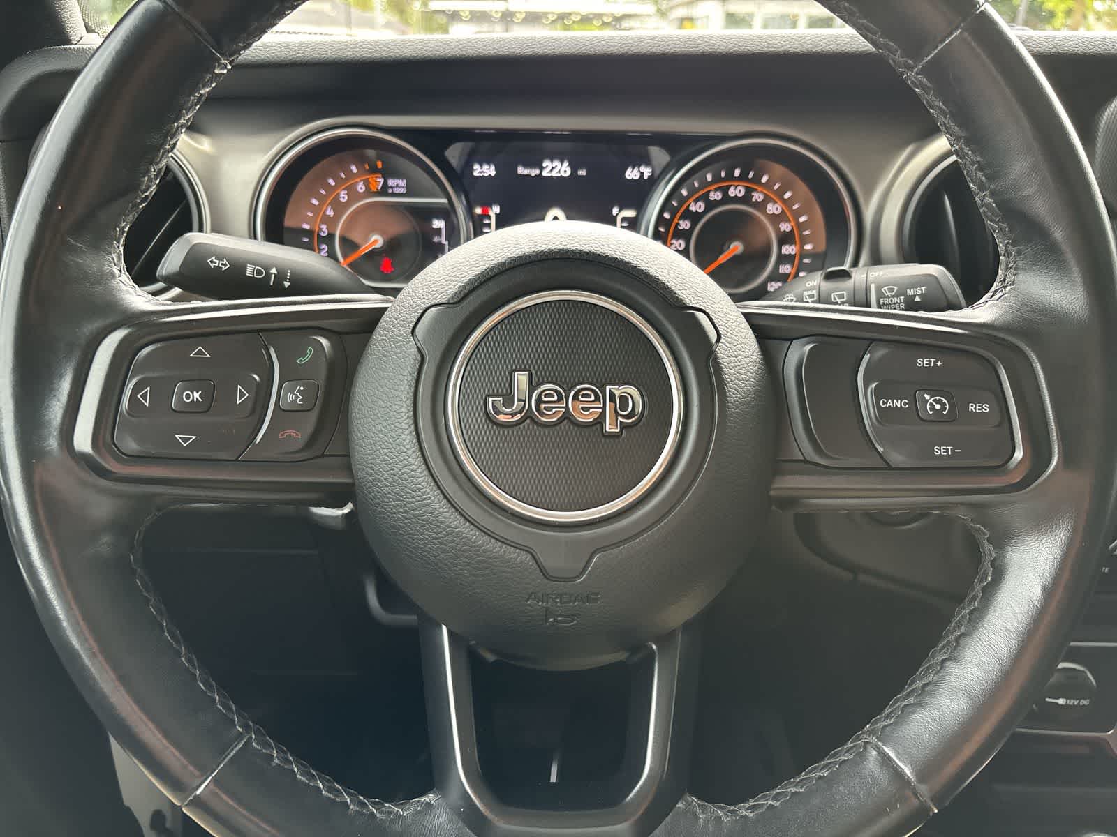 Thumbnail: 2019 Jeep Wrangler - 13