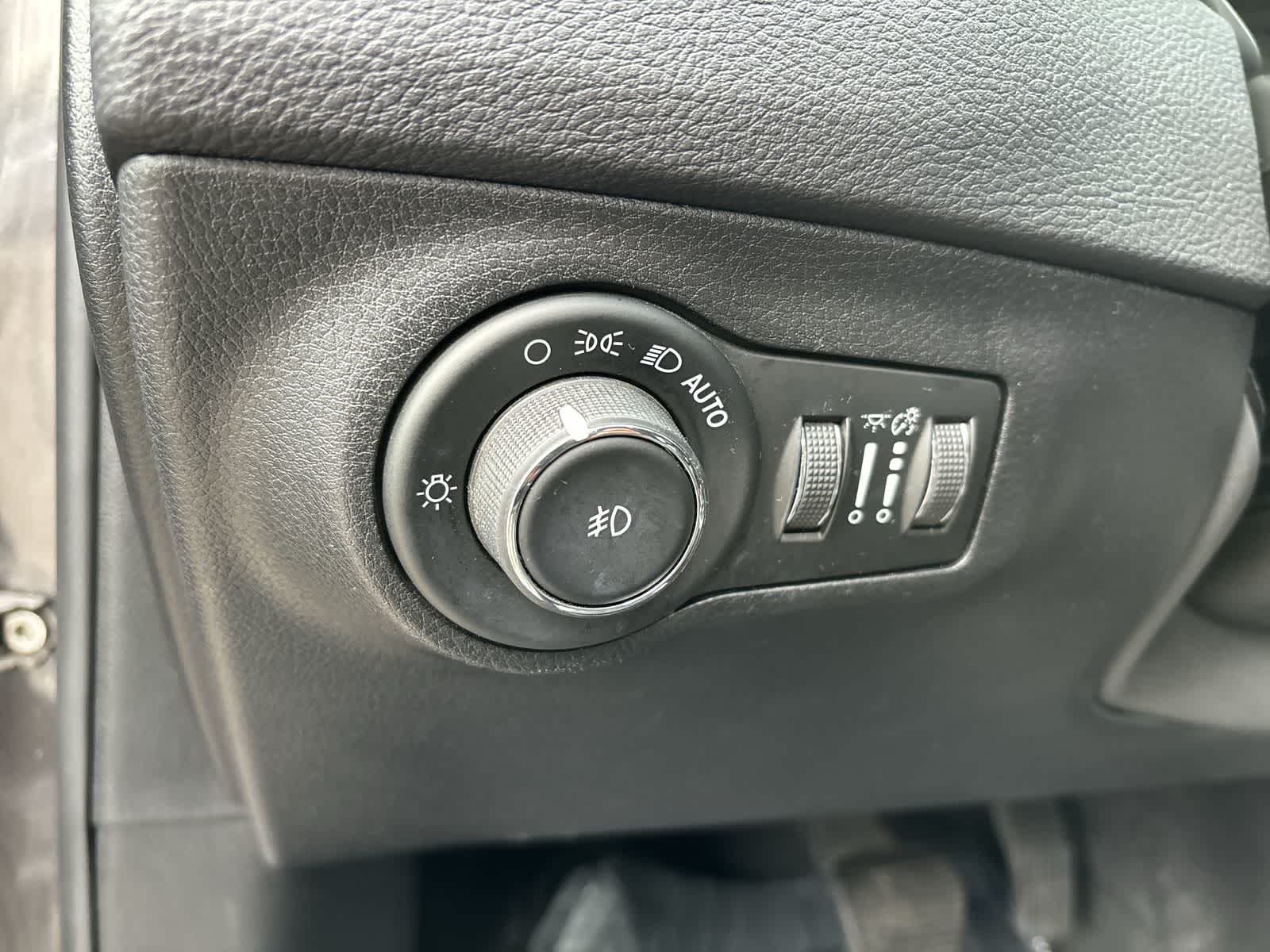 Thumbnail: 2019 Jeep Compass - 8