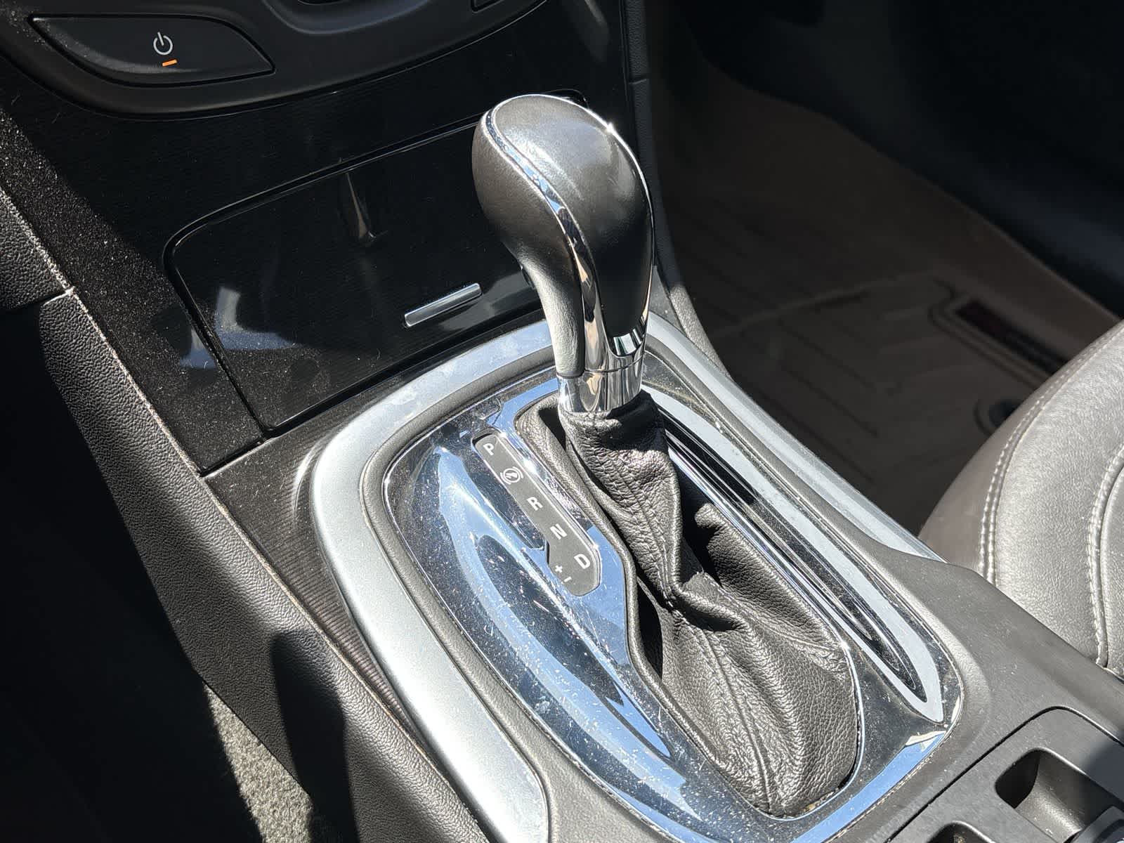 Thumbnail: 2016 Buick Regal - 18