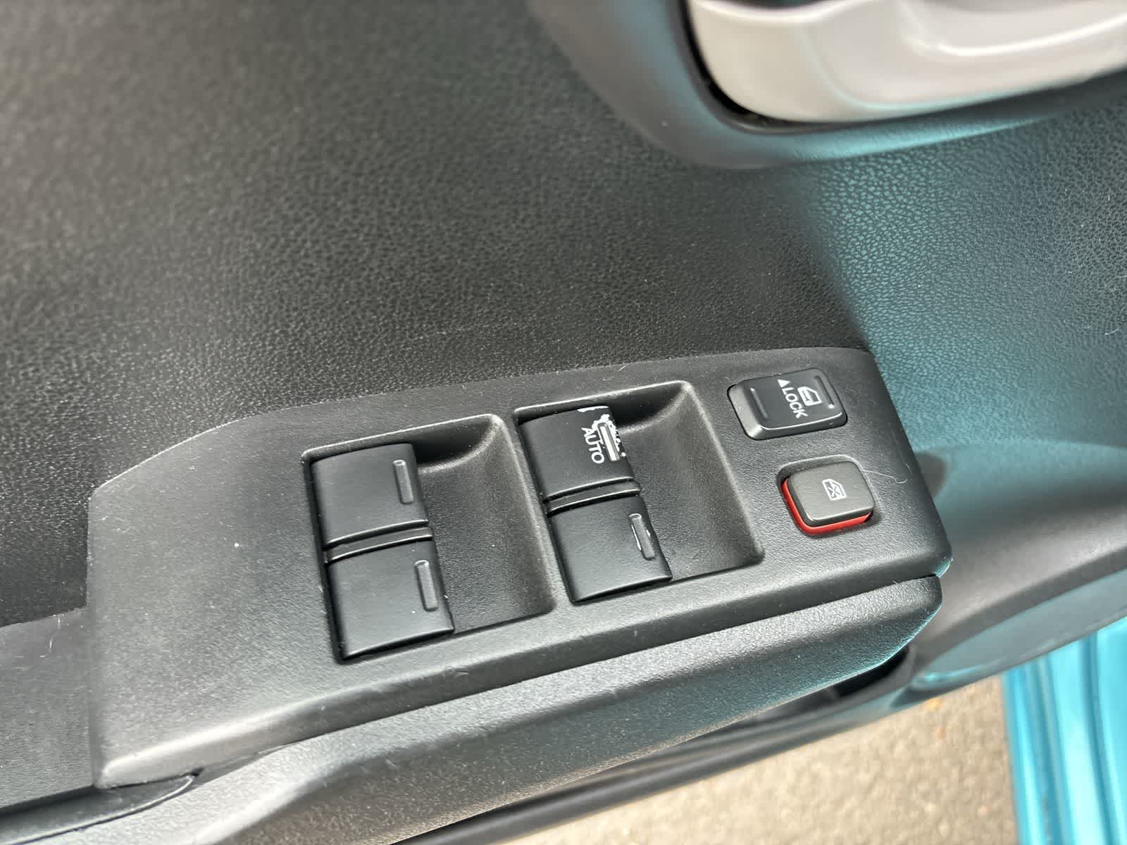 Thumbnail: 2013 Honda Fit - 11