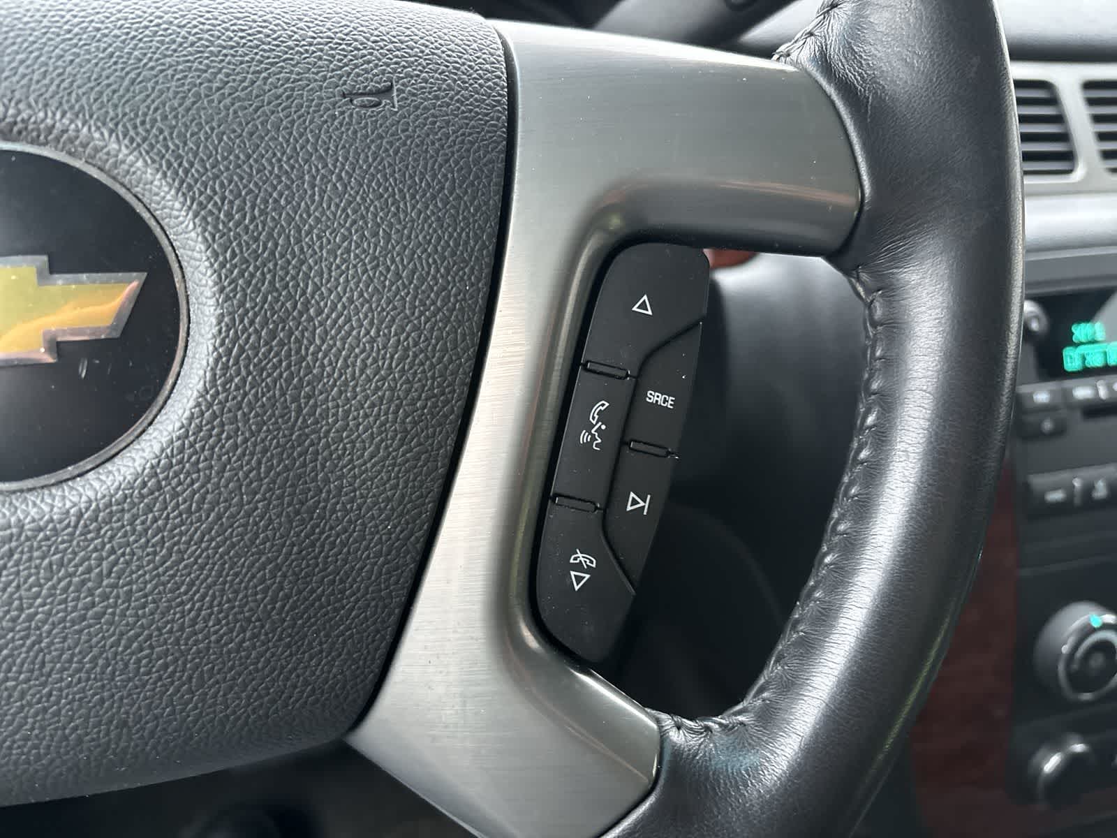 Thumbnail: 2011 Chevrolet Avalanche 1500 - 11