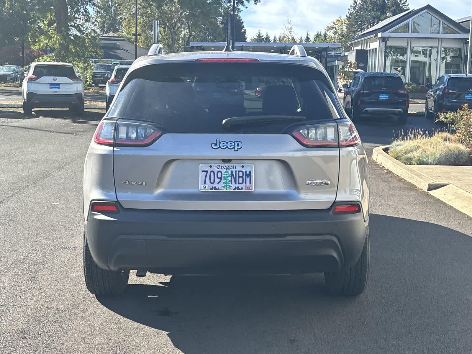 Thumbnail: 2021 Jeep Cherokee - 4