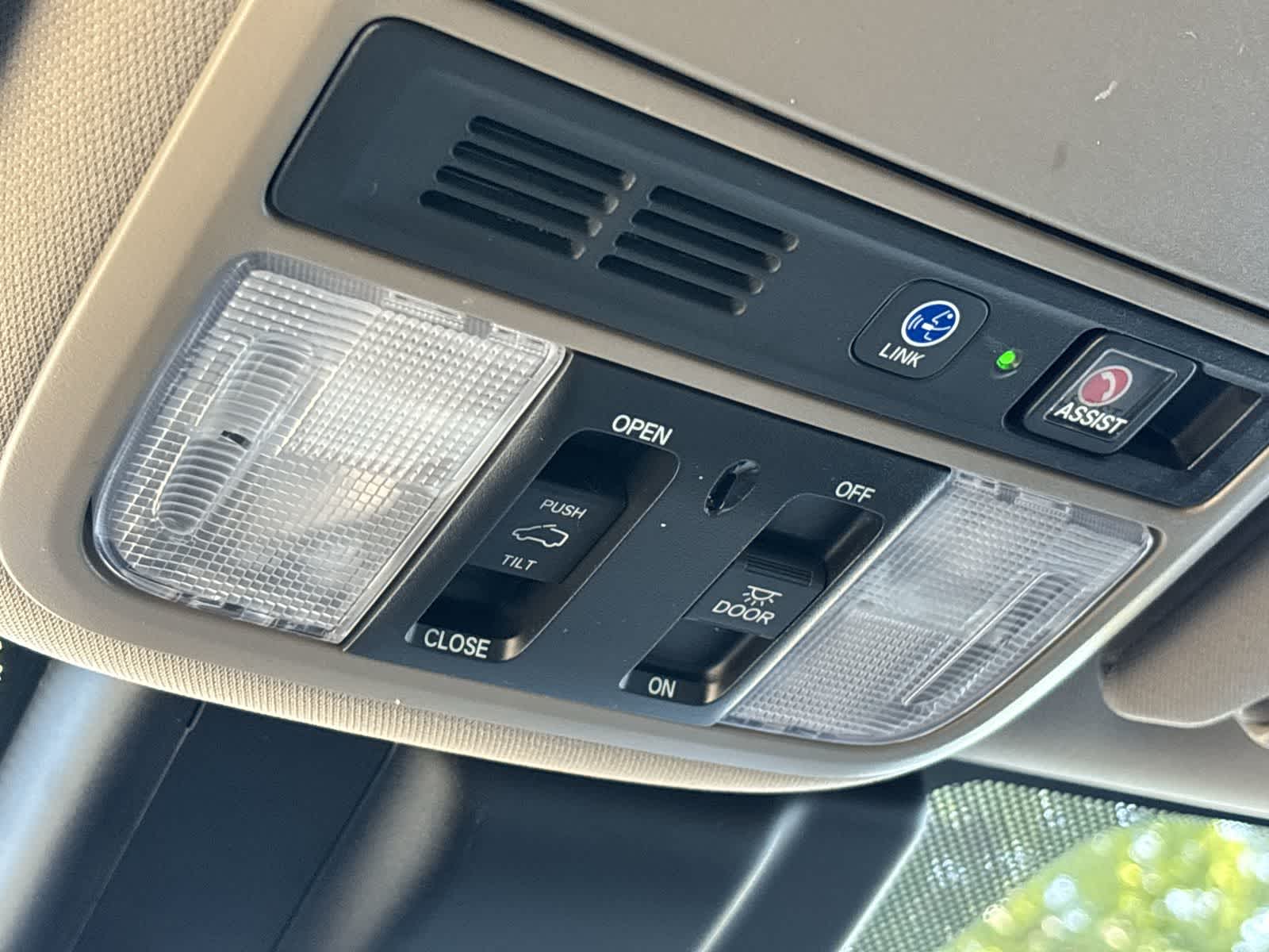 Thumbnail: 2020 Honda Odyssey - 28