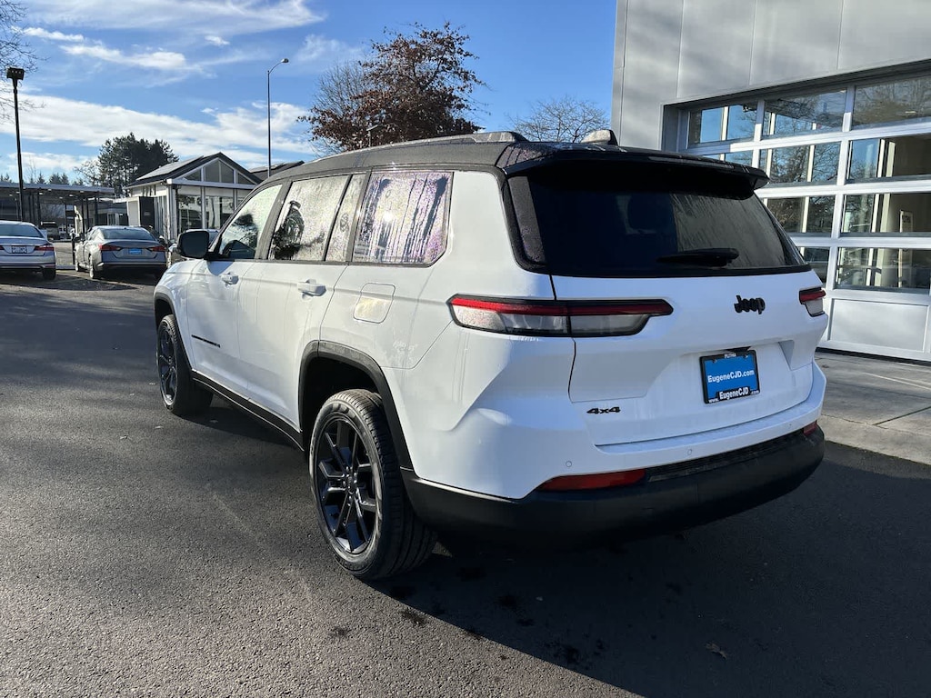 New 2025 Jeep Grand Cherokee L Limited Sport Utility
