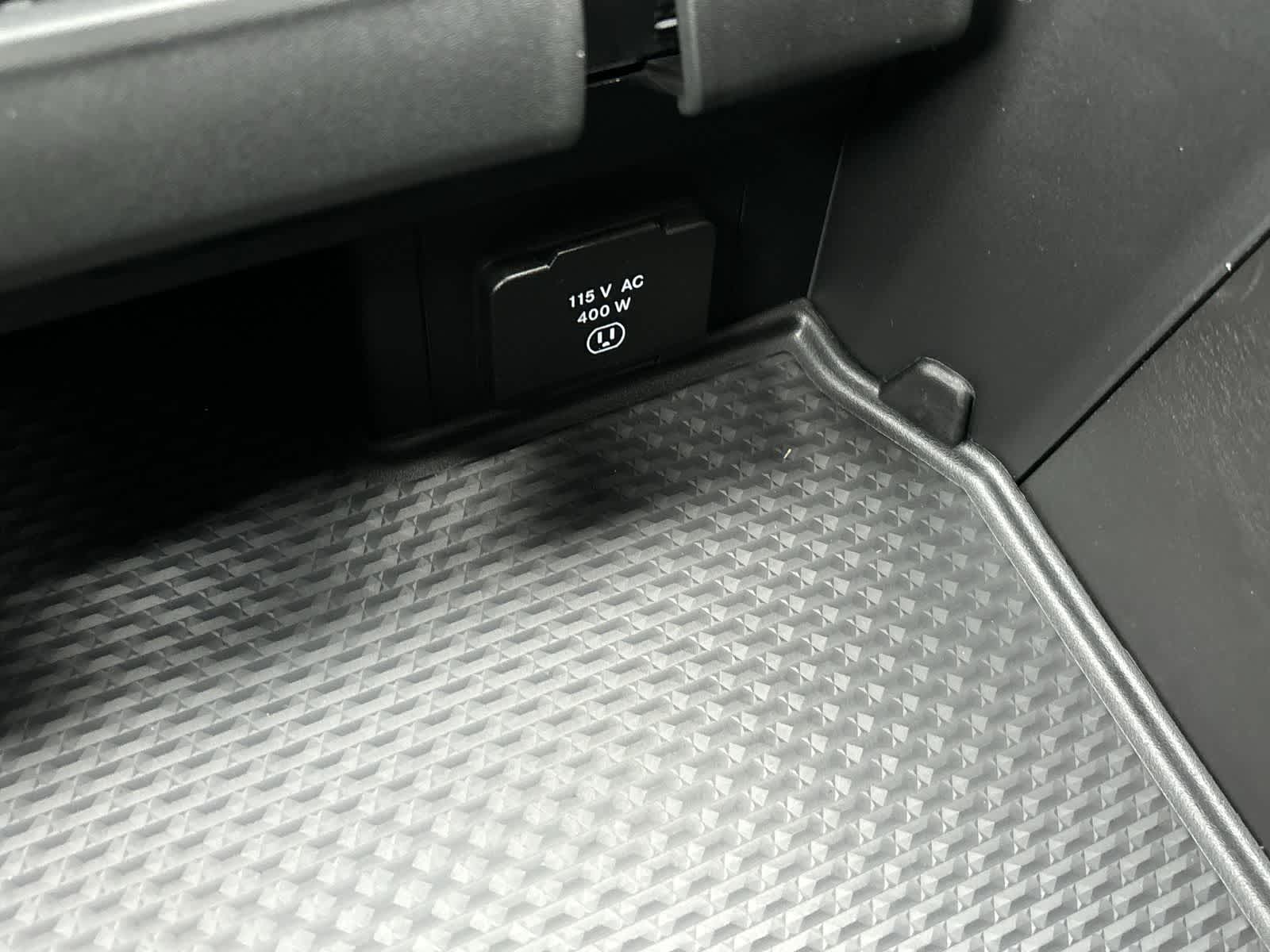 Thumbnail: 2026 RAM 1500 - 27