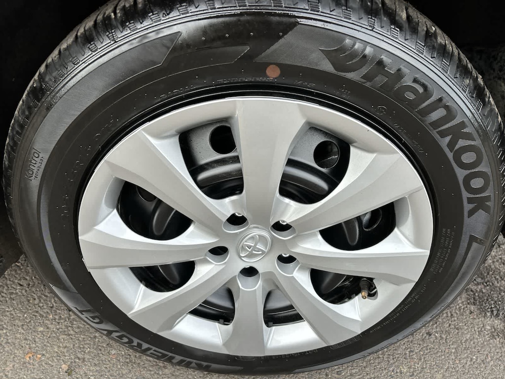 Used 2024 Toyota Corolla LE Sedan