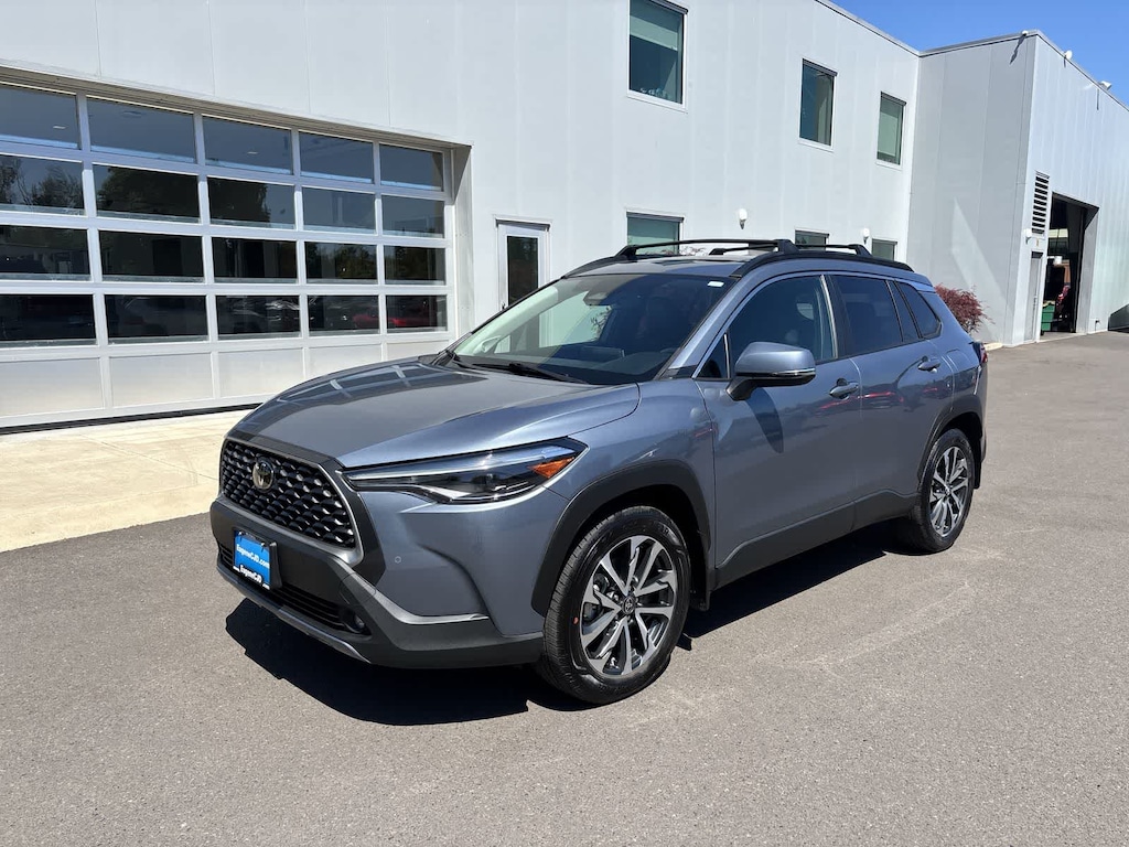 Used 2023 Toyota Corolla Cross XLE SUV