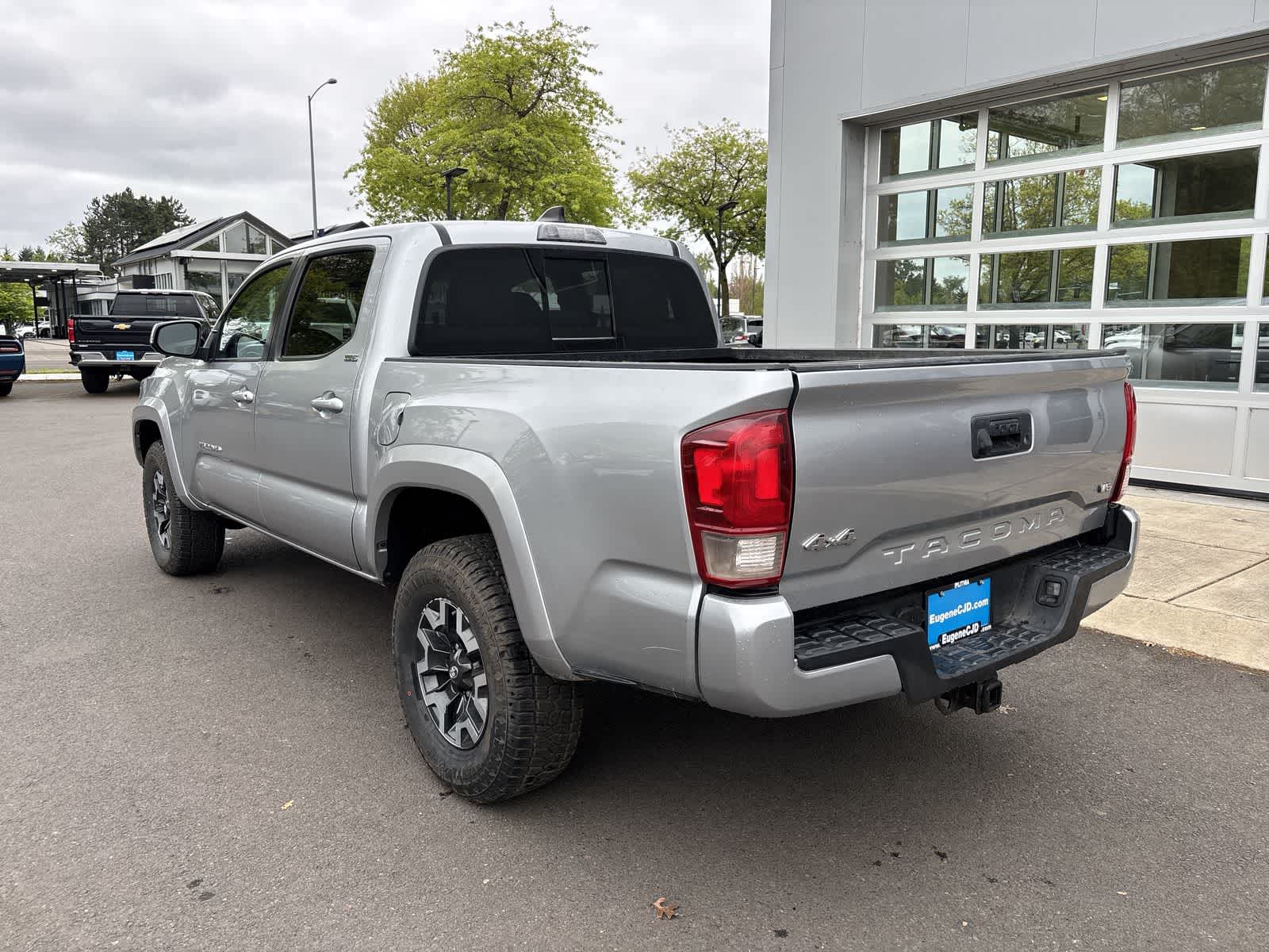 Thumbnail: 2023 Toyota Tacoma - 3