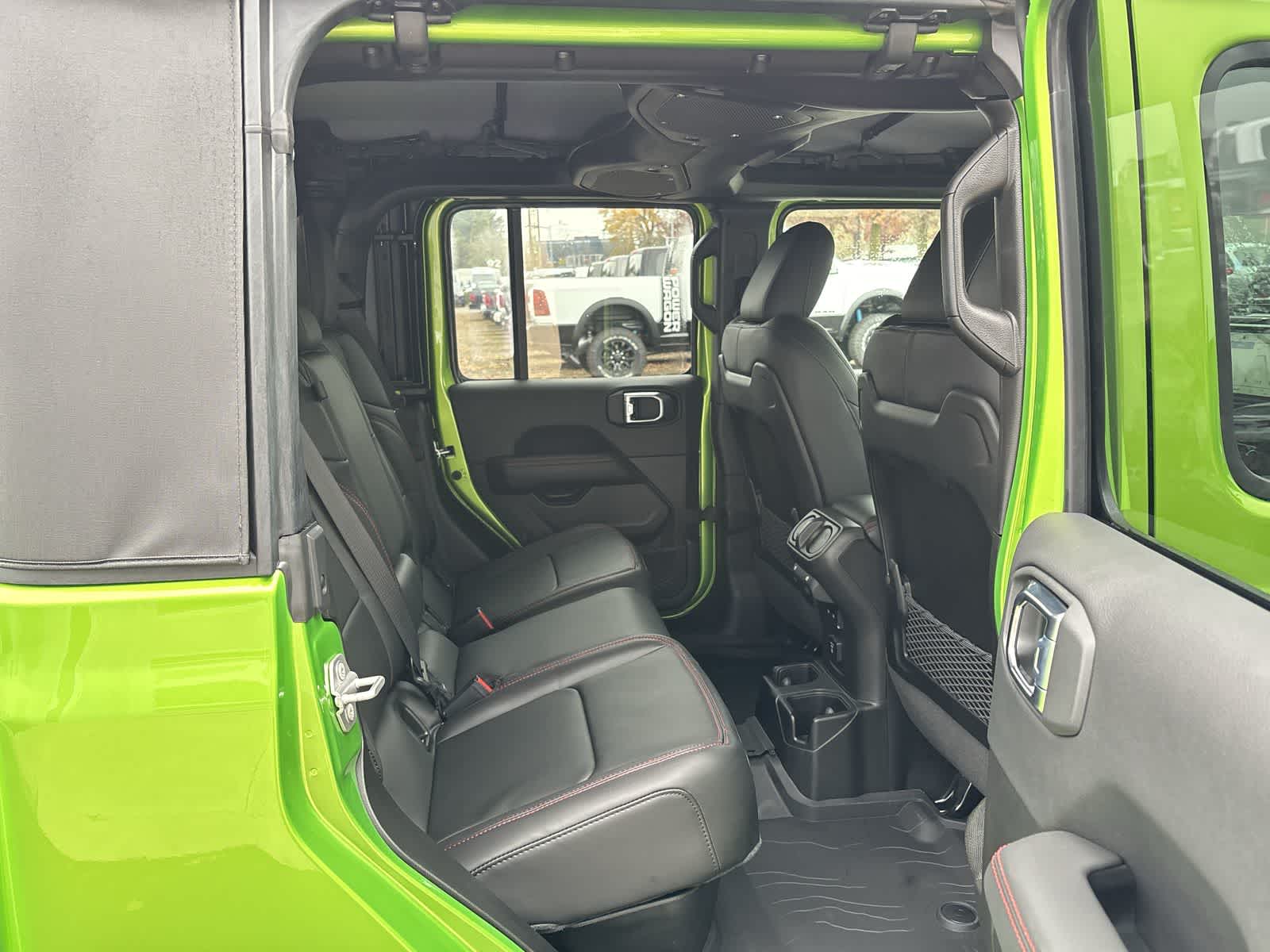 Thumbnail: 2026 Jeep Gladiator - 10