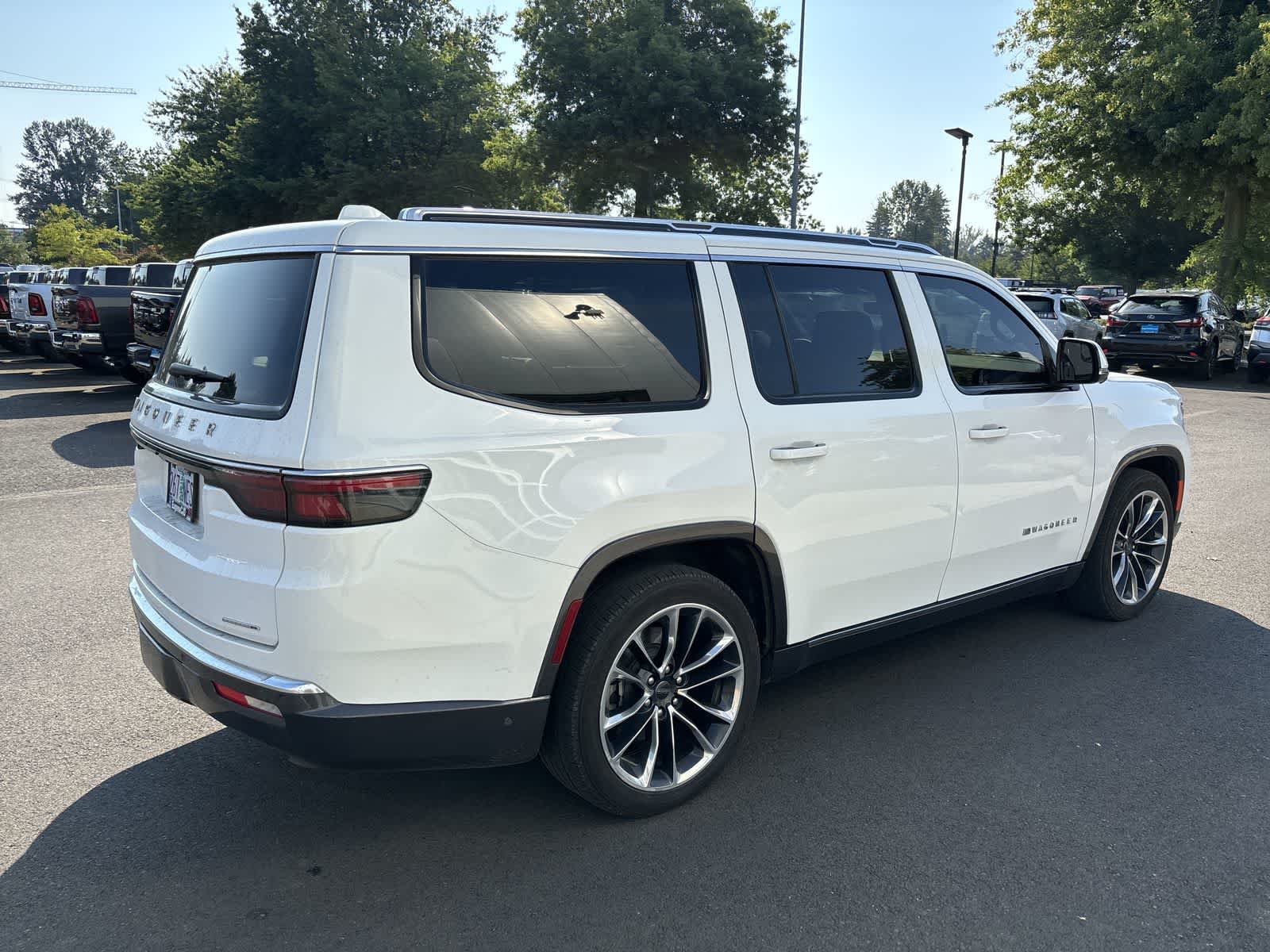 2022 Jeep Wagoneer Series III photo 4