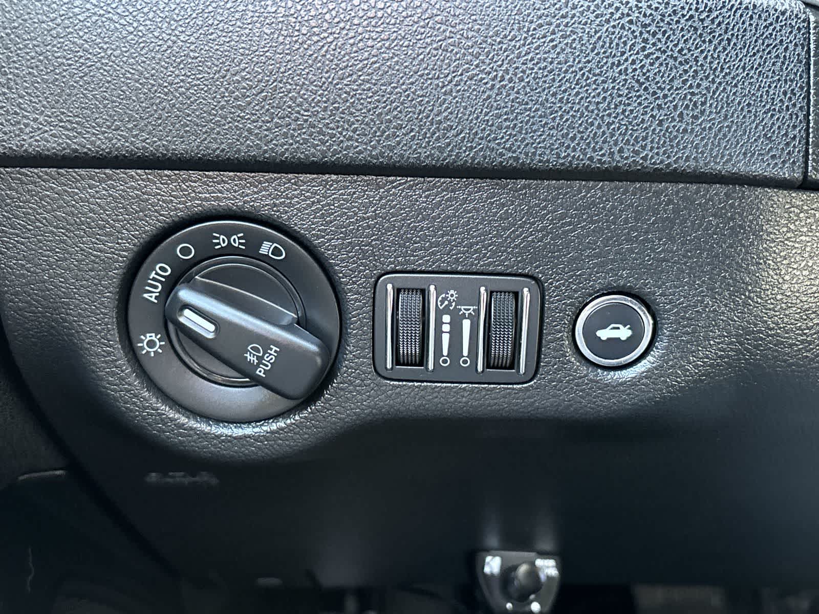 Thumbnail: 2022 Dodge Charger - 10