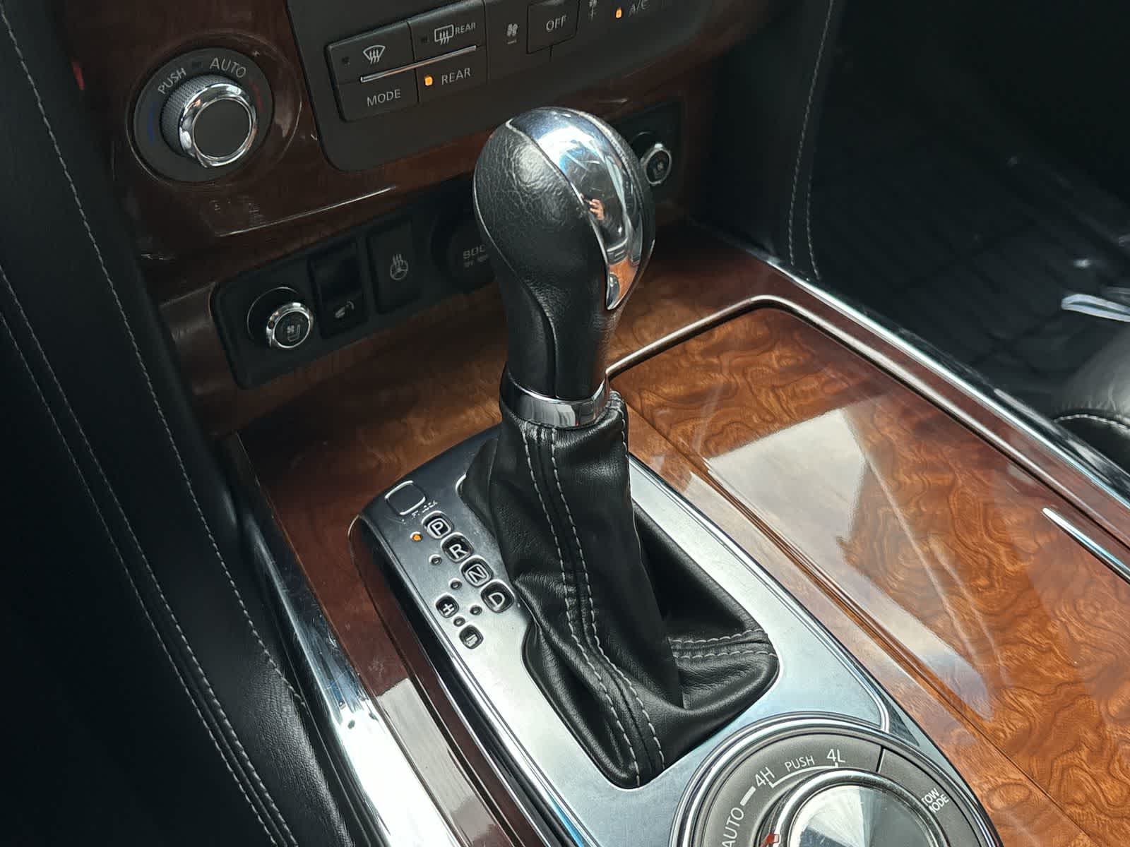 Thumbnail: 2017 INFINITI QX80 - 25