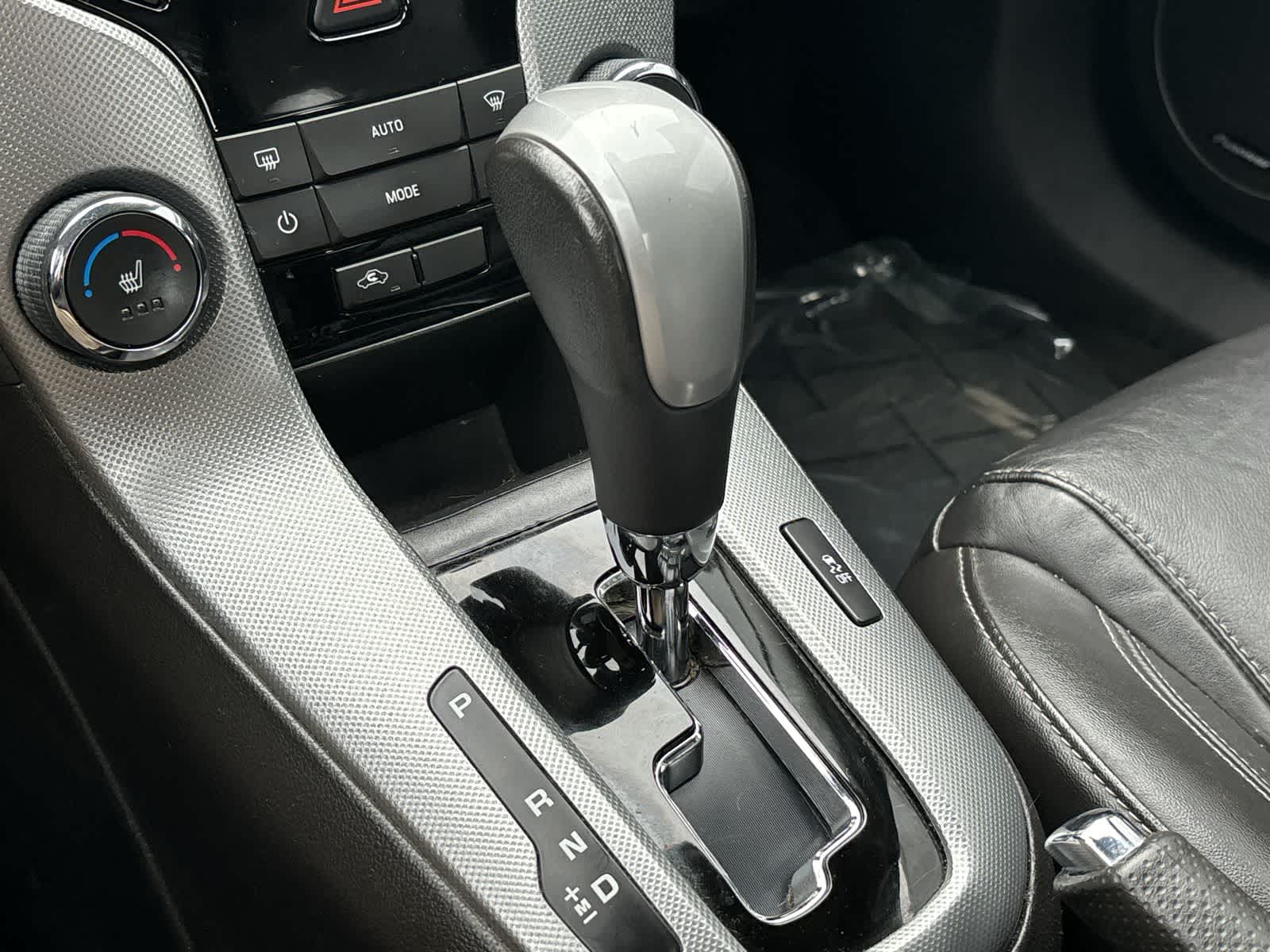 Thumbnail: 2016 Chevrolet Cruze - 23