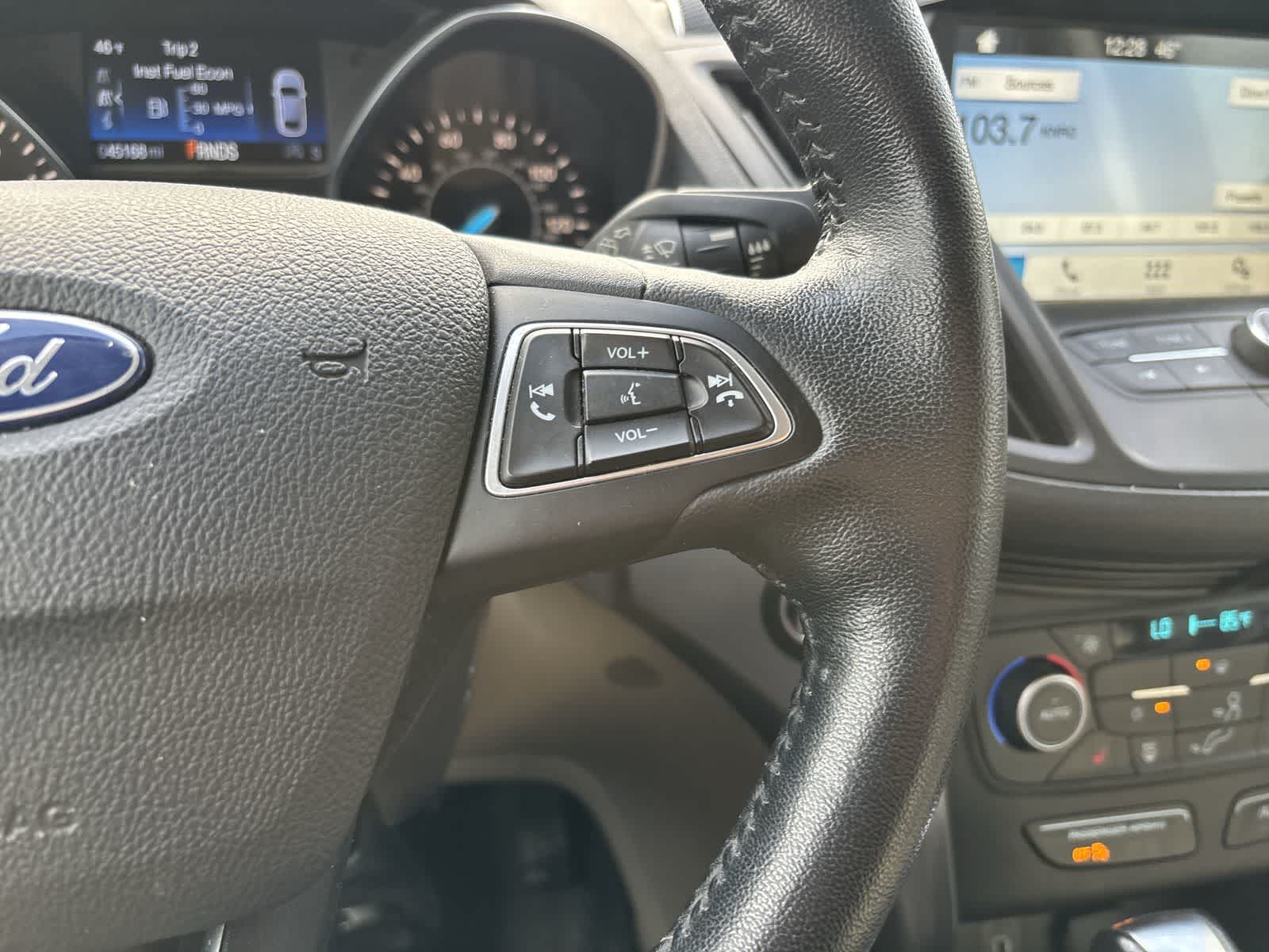 Thumbnail: 2019 Ford Escape - 10