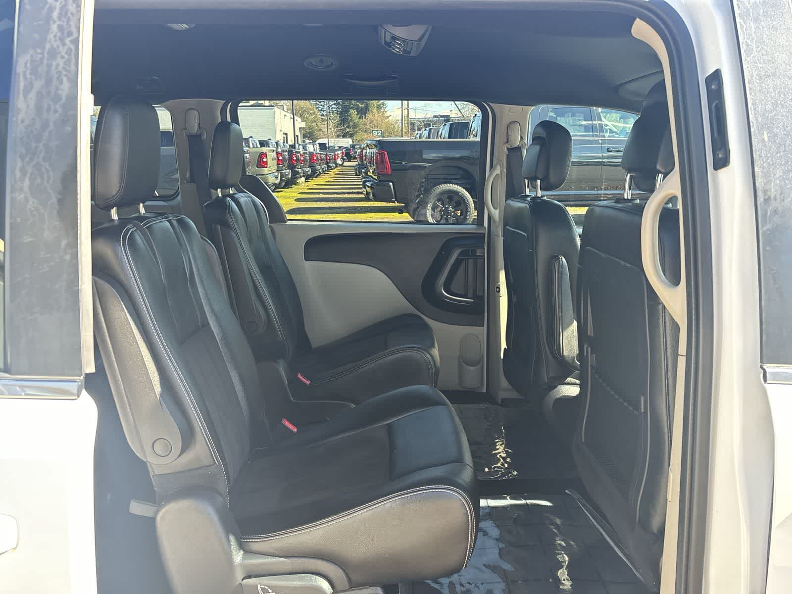 Thumbnail: 2019 Dodge Grand Caravan - 10