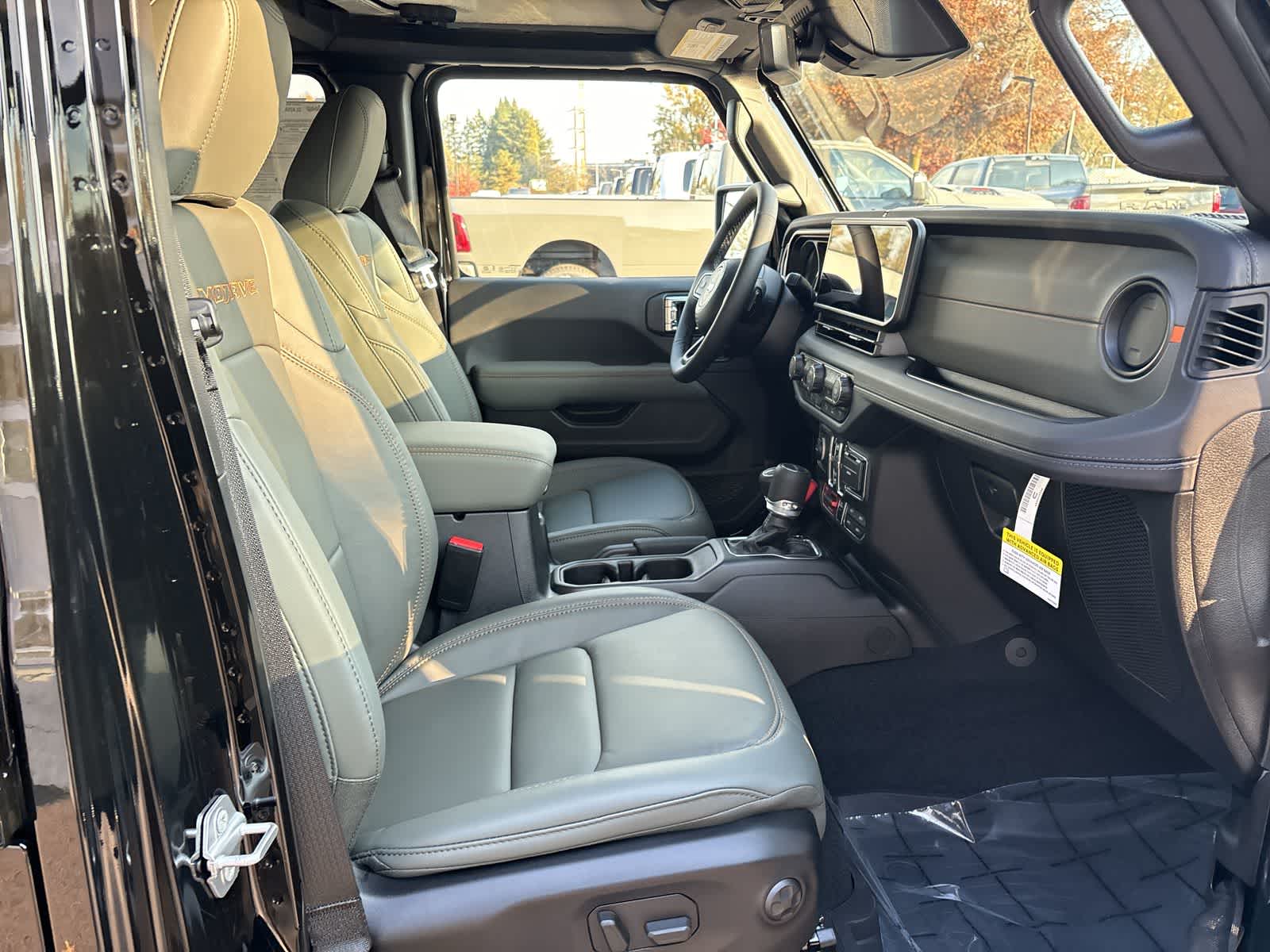 Thumbnail: 2026 Jeep Gladiator - 6