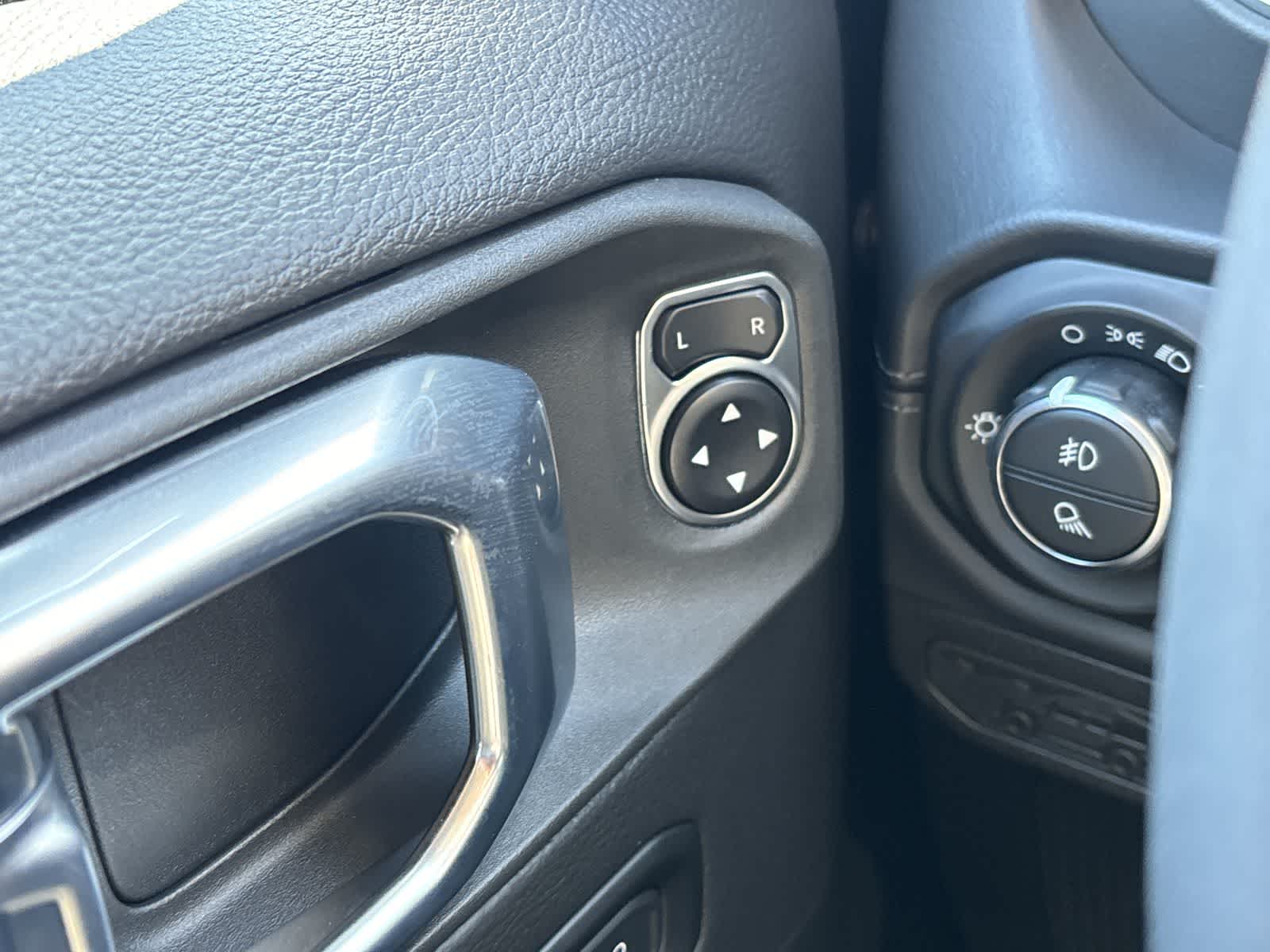 Thumbnail: 2026 Jeep Gladiator - 29