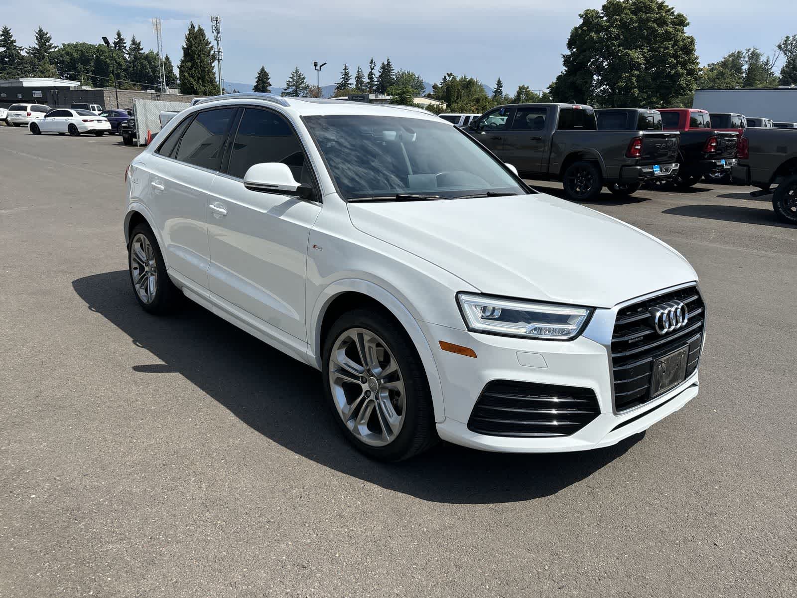 Thumbnail: 2016 Audi Q3 - 6