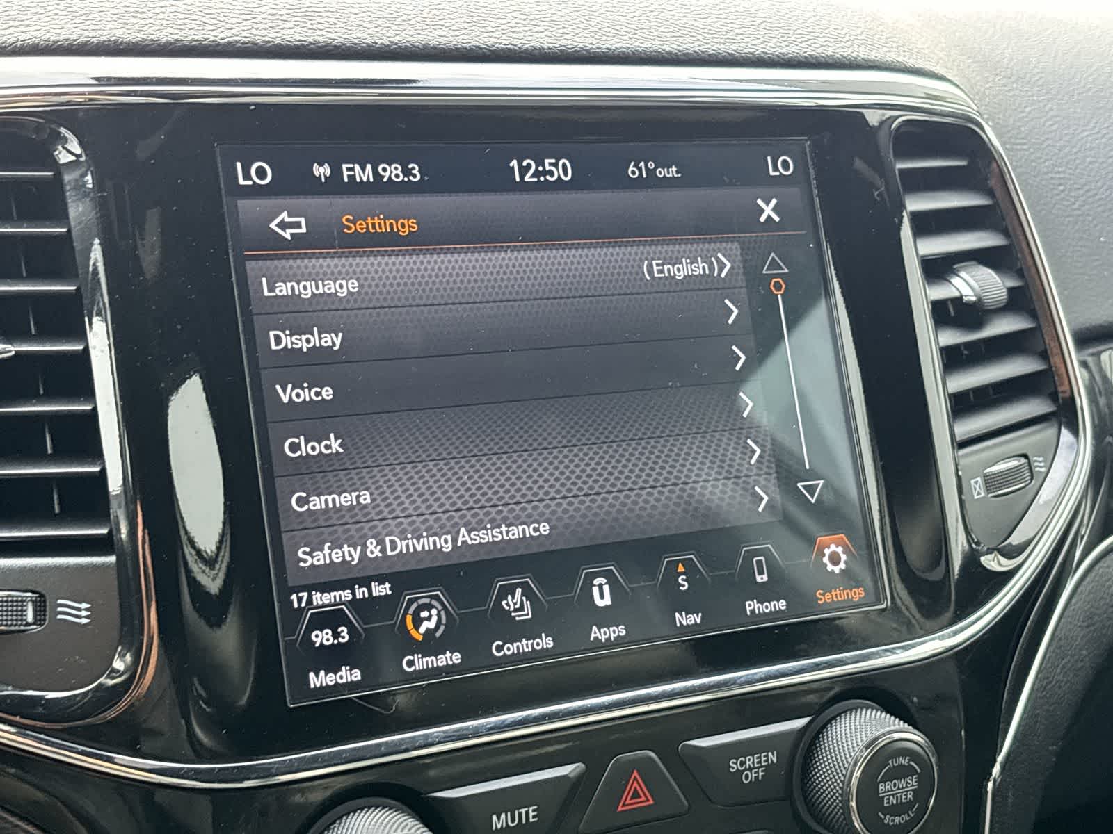 Thumbnail: 2020 Jeep Grand Cherokee - 23