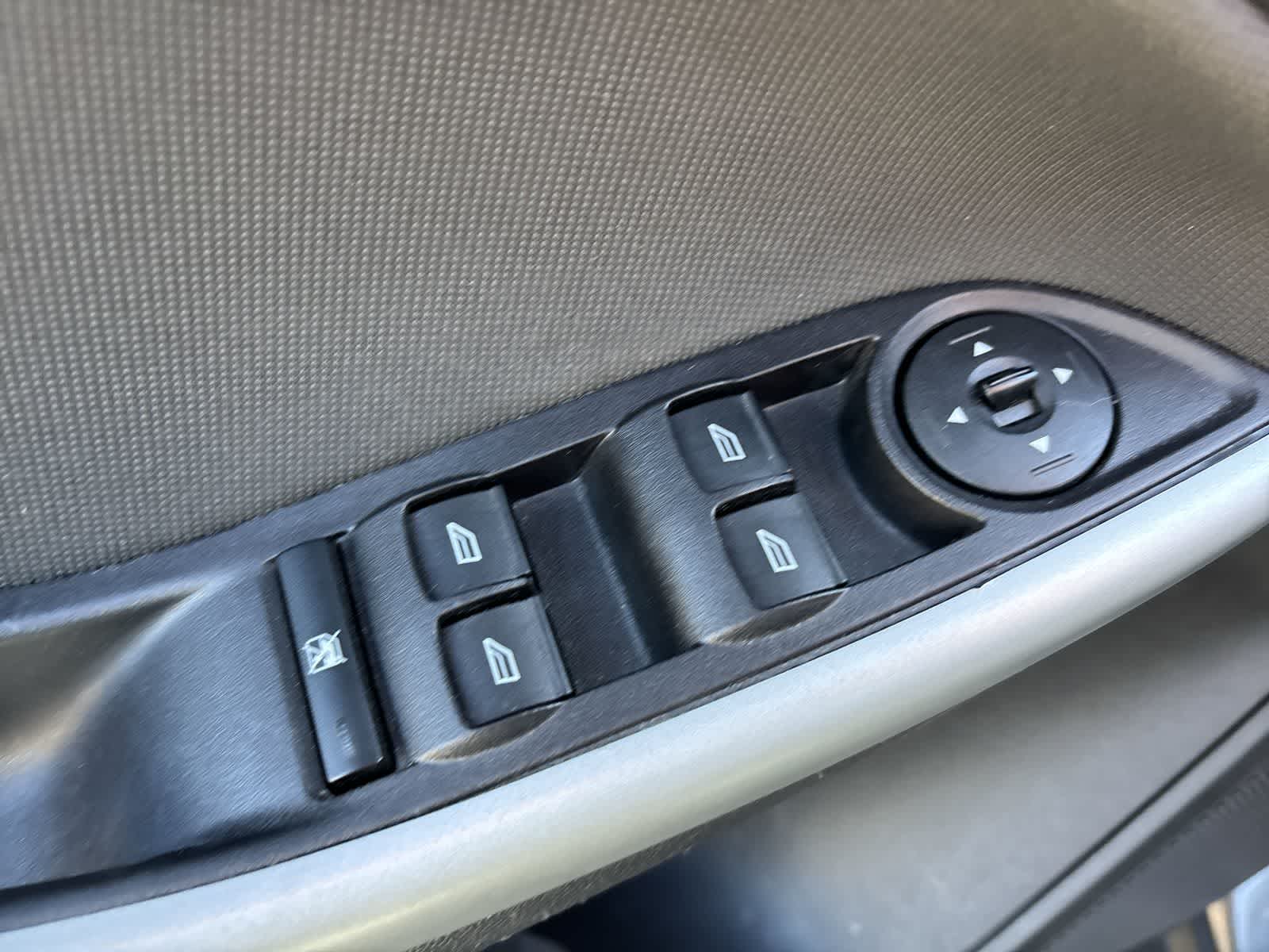 Thumbnail: 2014 Ford Focus - 10