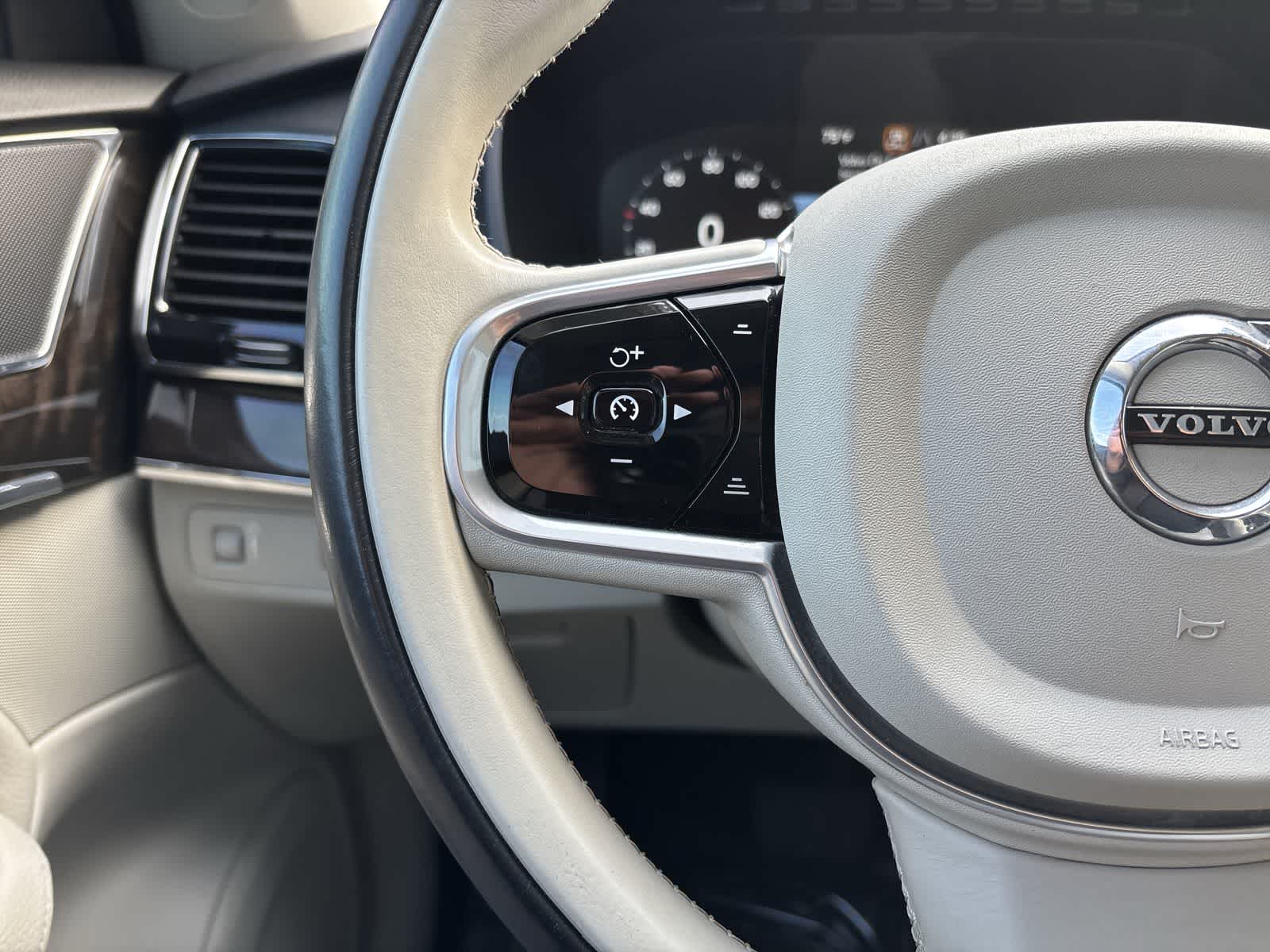 Thumbnail: 2018 Volvo XC90 - 13