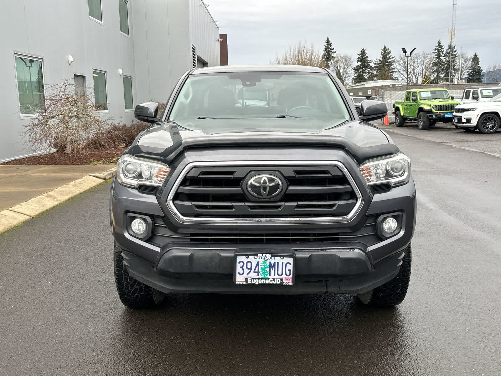 Thumbnail: 2018 Toyota Tacoma - 8