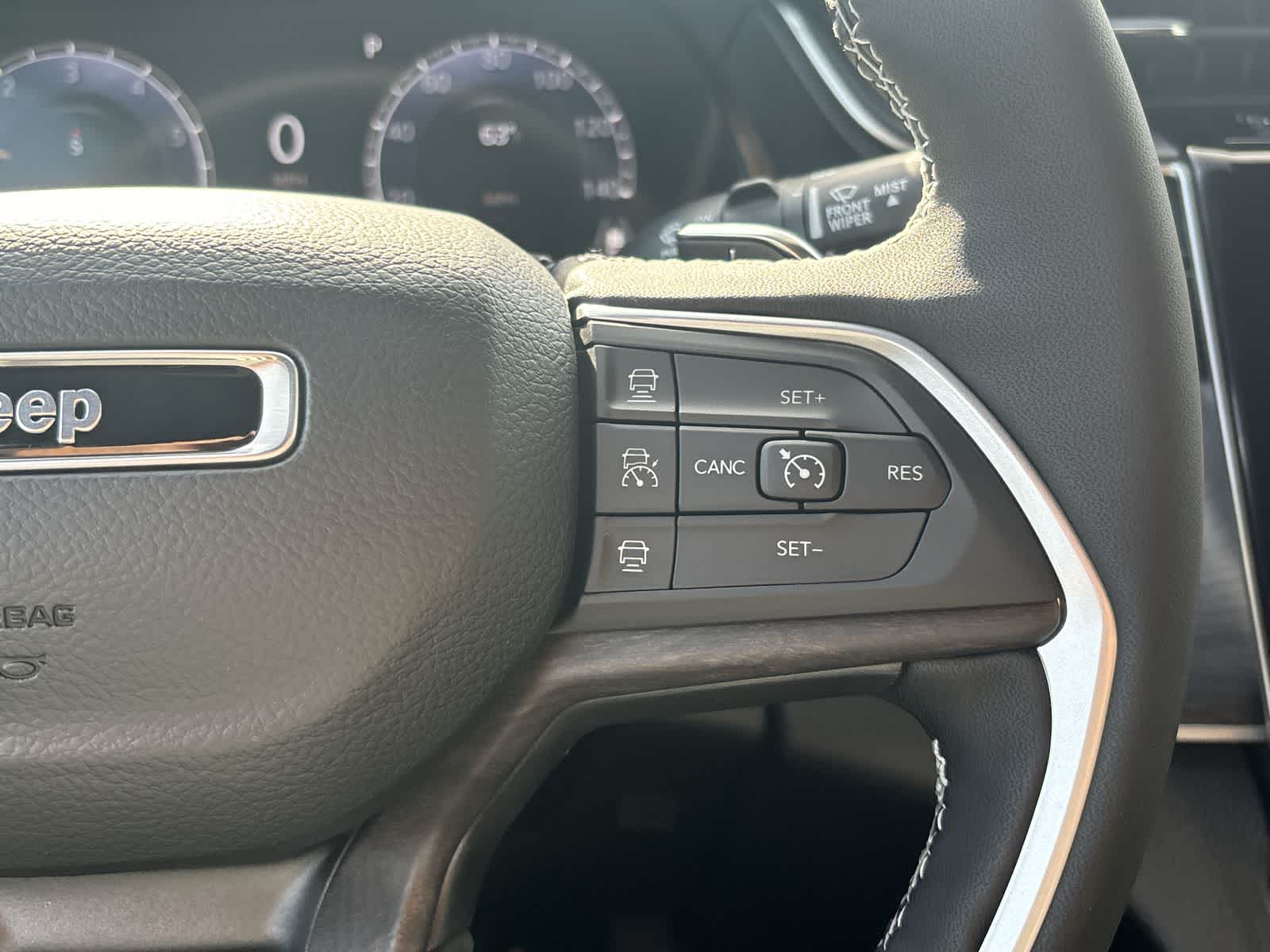 Thumbnail: 2025 Jeep Grand Cherokee - 15