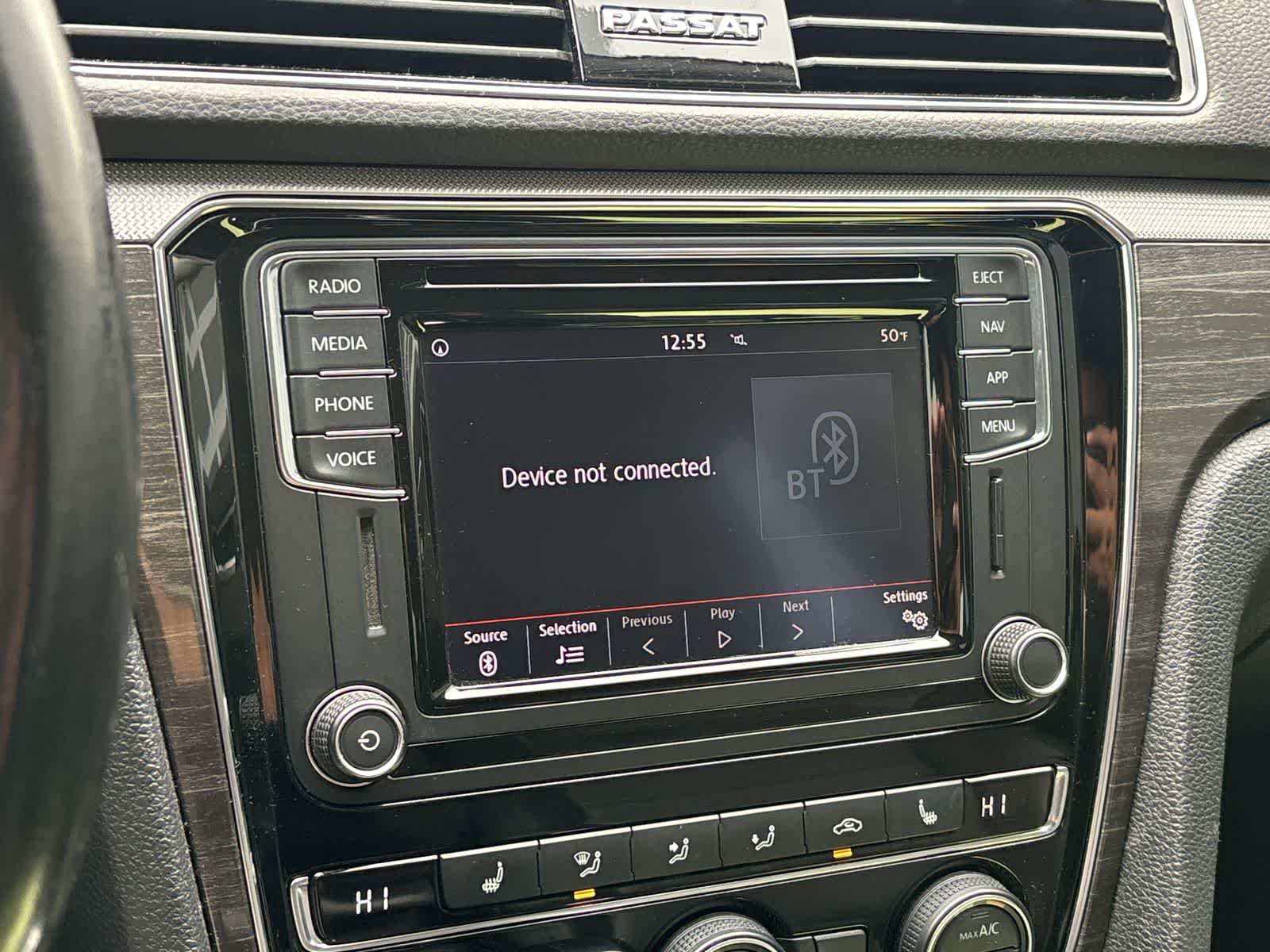 Thumbnail: 2018 Volkswagen Passat - 15