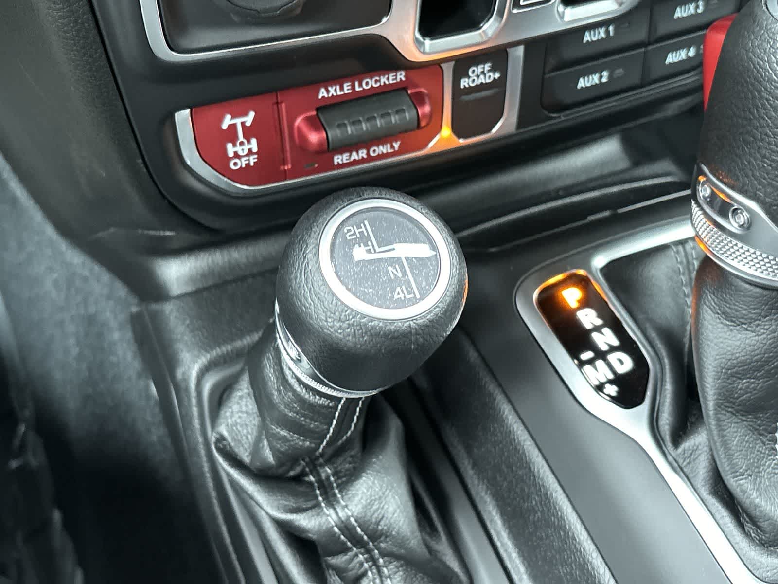 Thumbnail: 2024 Jeep Wrangler - 24