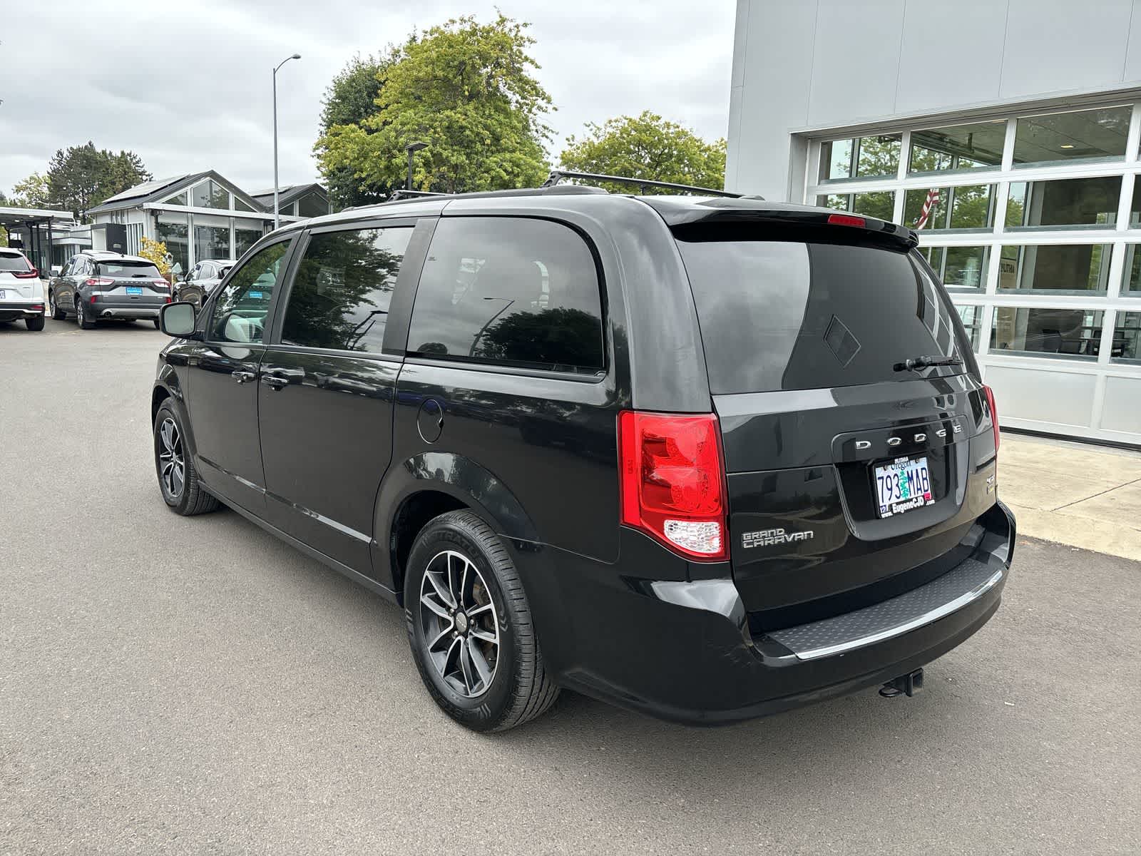 2018 Dodge Grand Caravan GT photo 2