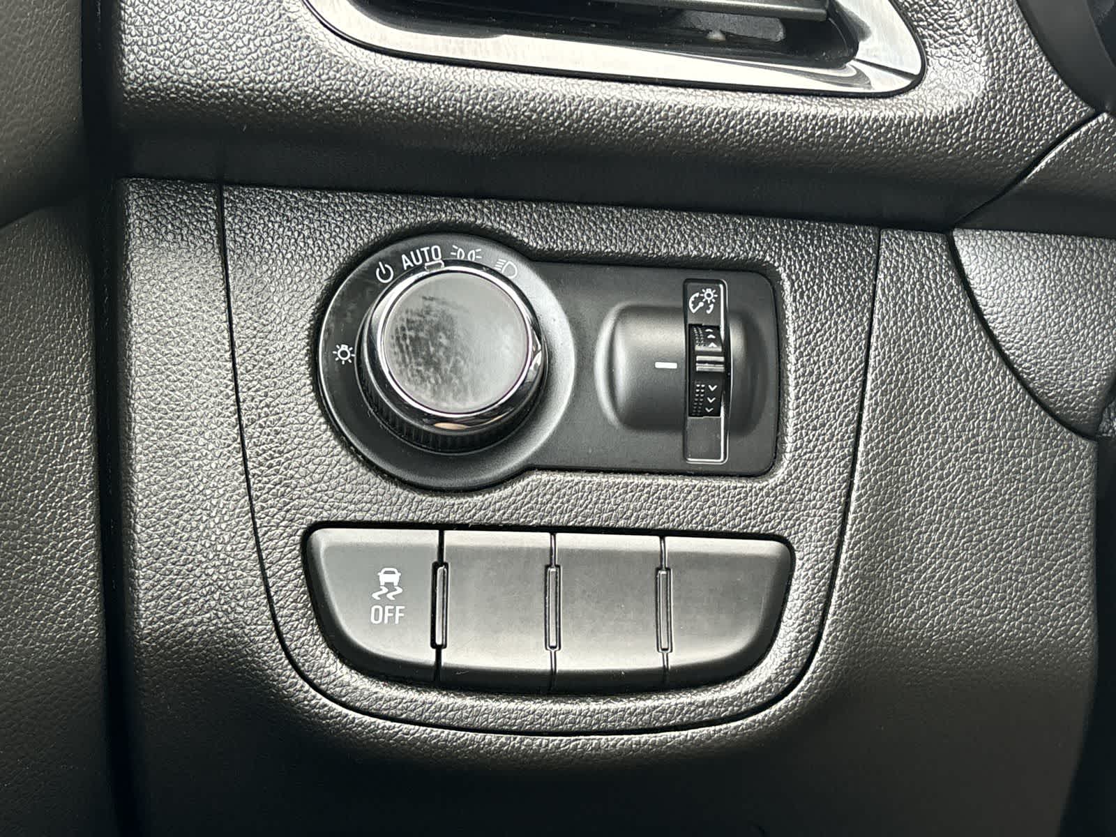 Thumbnail: 2018 Chevrolet Spark - 10