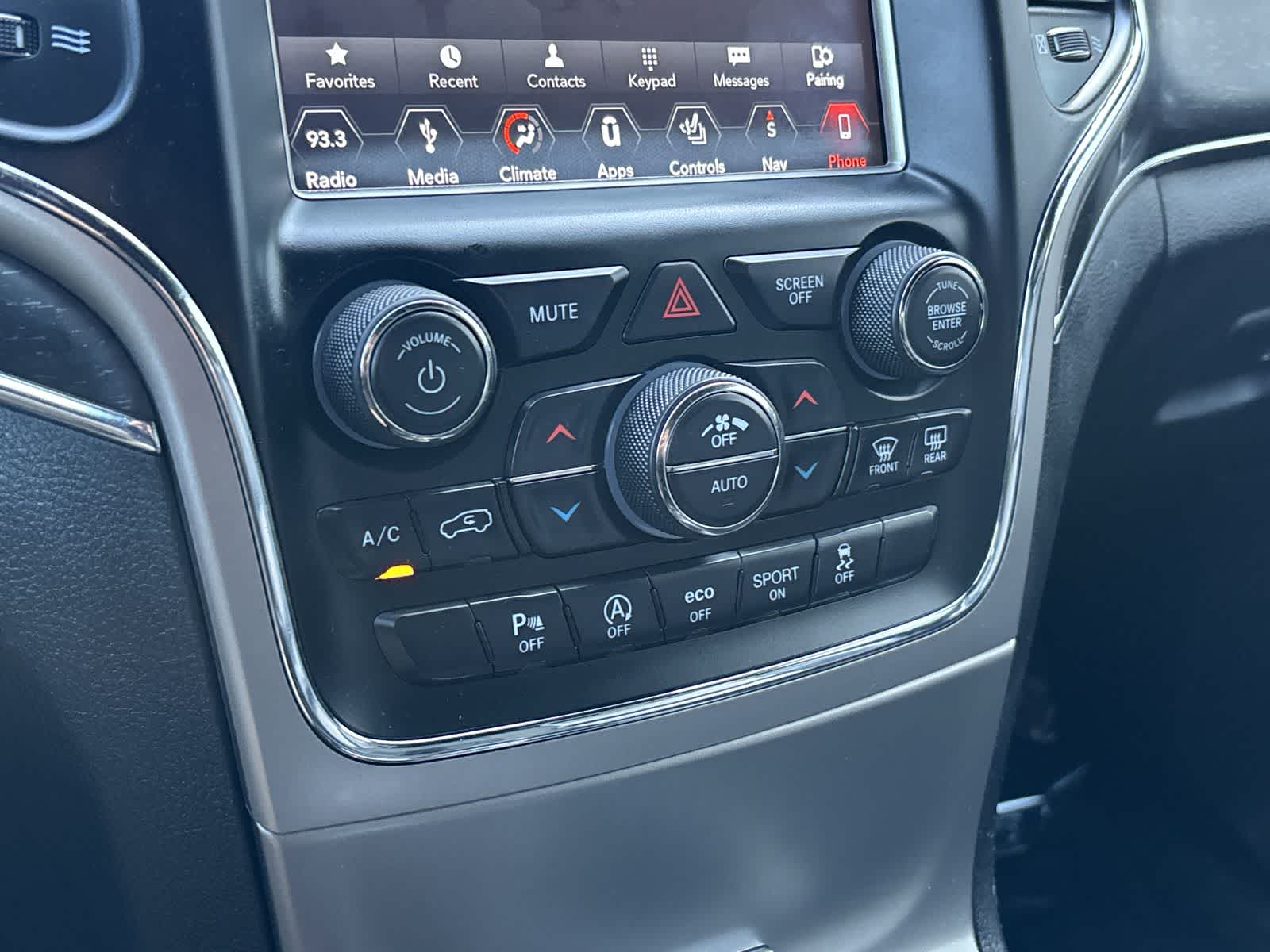 Thumbnail: 2018 Jeep Grand Cherokee - 26