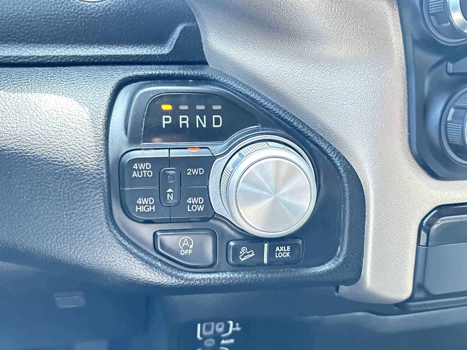 2020 RAM 1500 Laramie 18