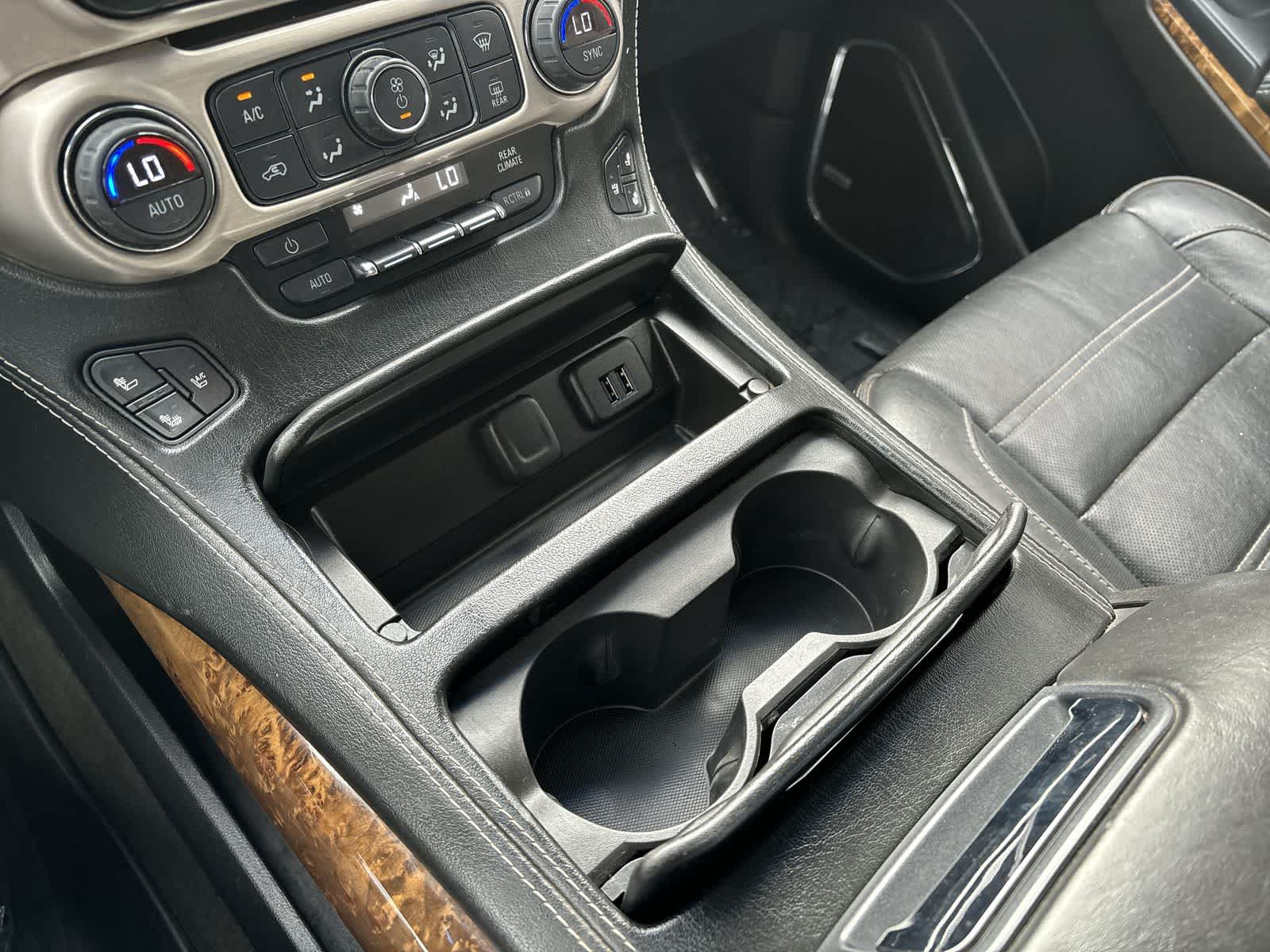 Thumbnail: 2015 GMC Yukon - 24