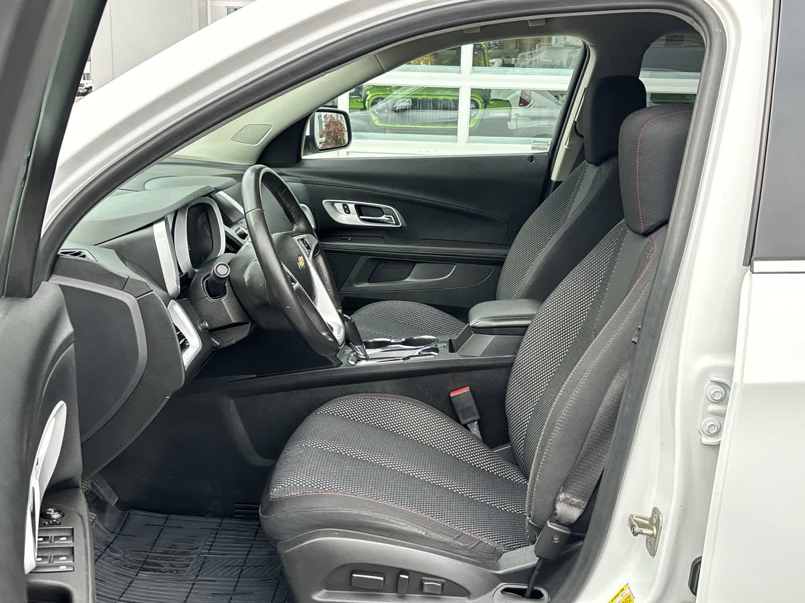 Thumbnail: 2016 Chevrolet Equinox - 12