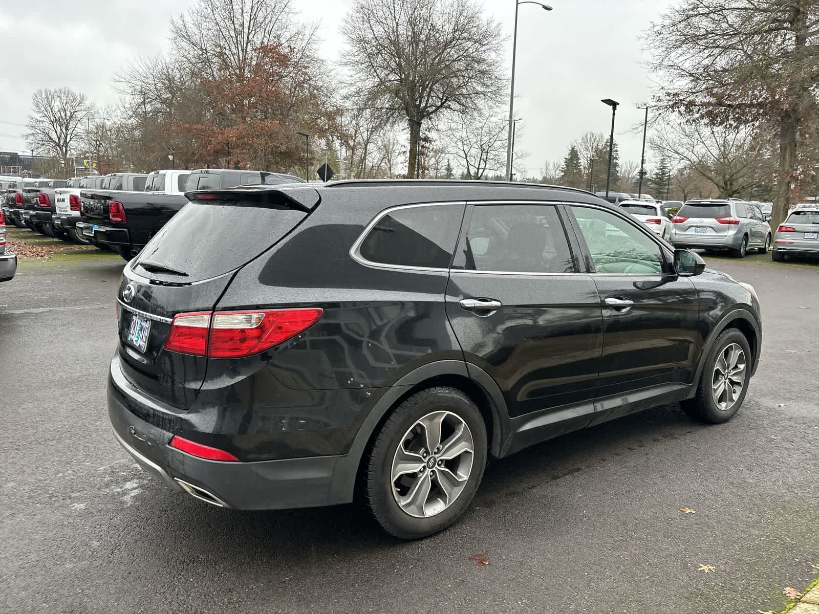 Thumbnail: 2015 Hyundai Santa Fe - 4