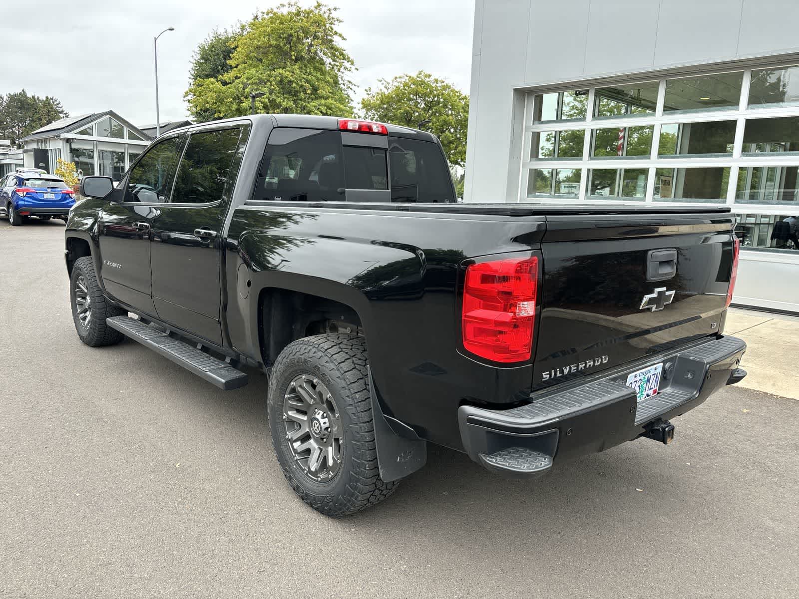 Thumbnail: 2018 Chevrolet Silverado 1500 - 4