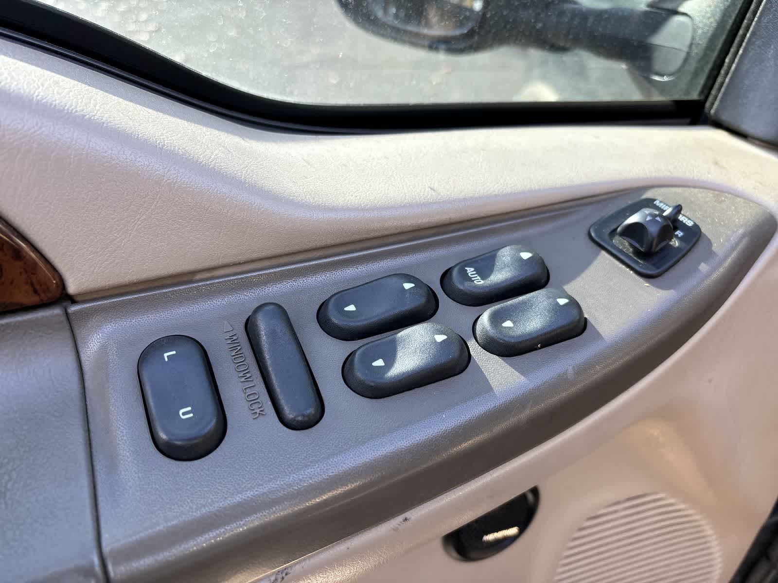Thumbnail: 2000 Ford Excursion - 9