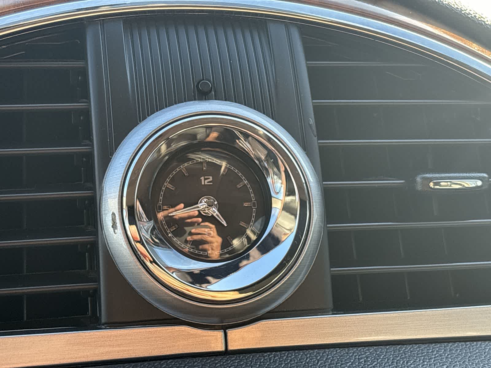 Thumbnail: 2012 Buick Enclave - 26