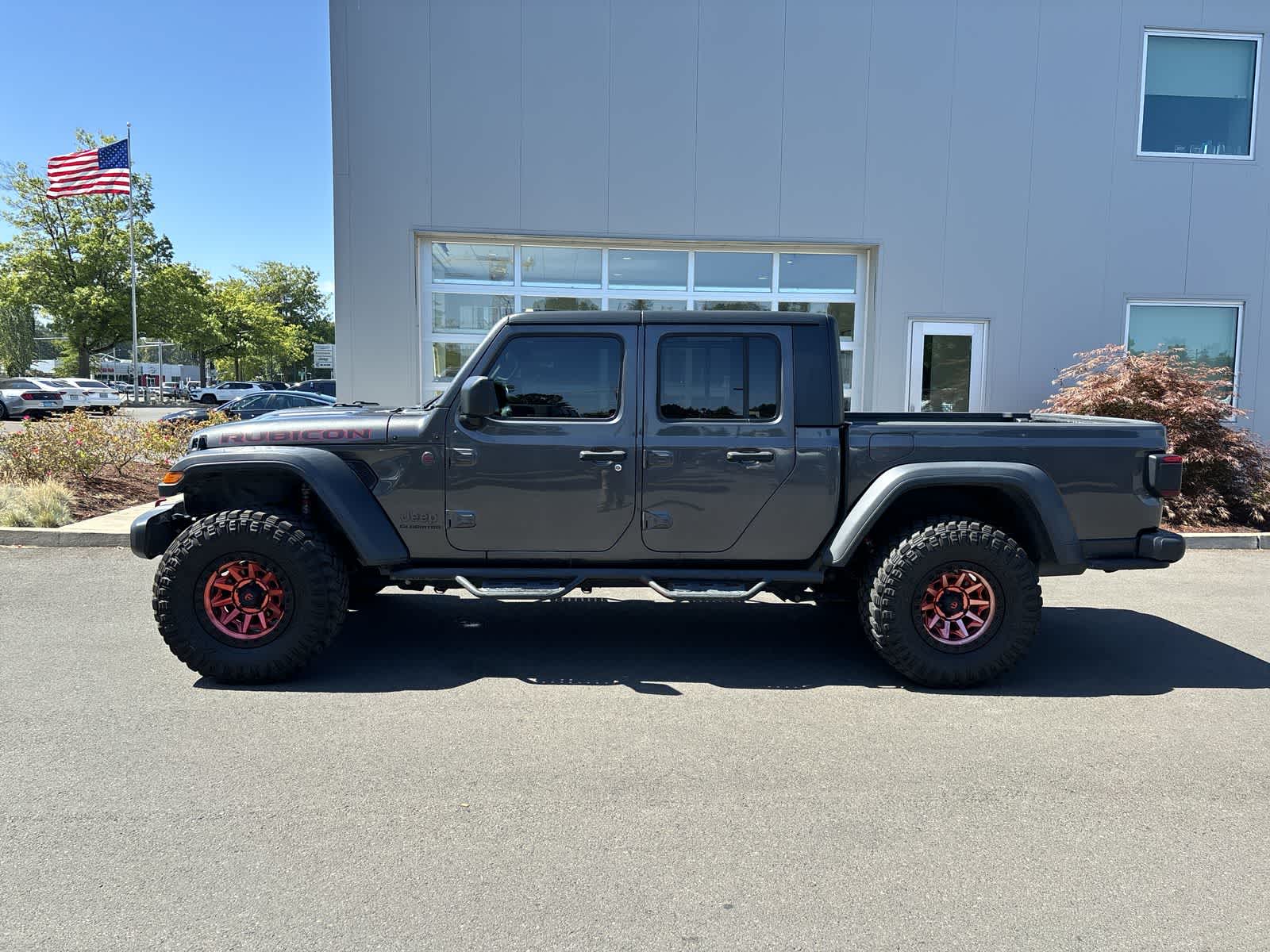 2021 Jeep Gladiator Rubicon photo 2