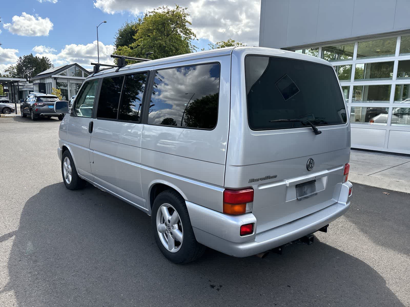 2003 Volkswagen EuroVan MV photo 3