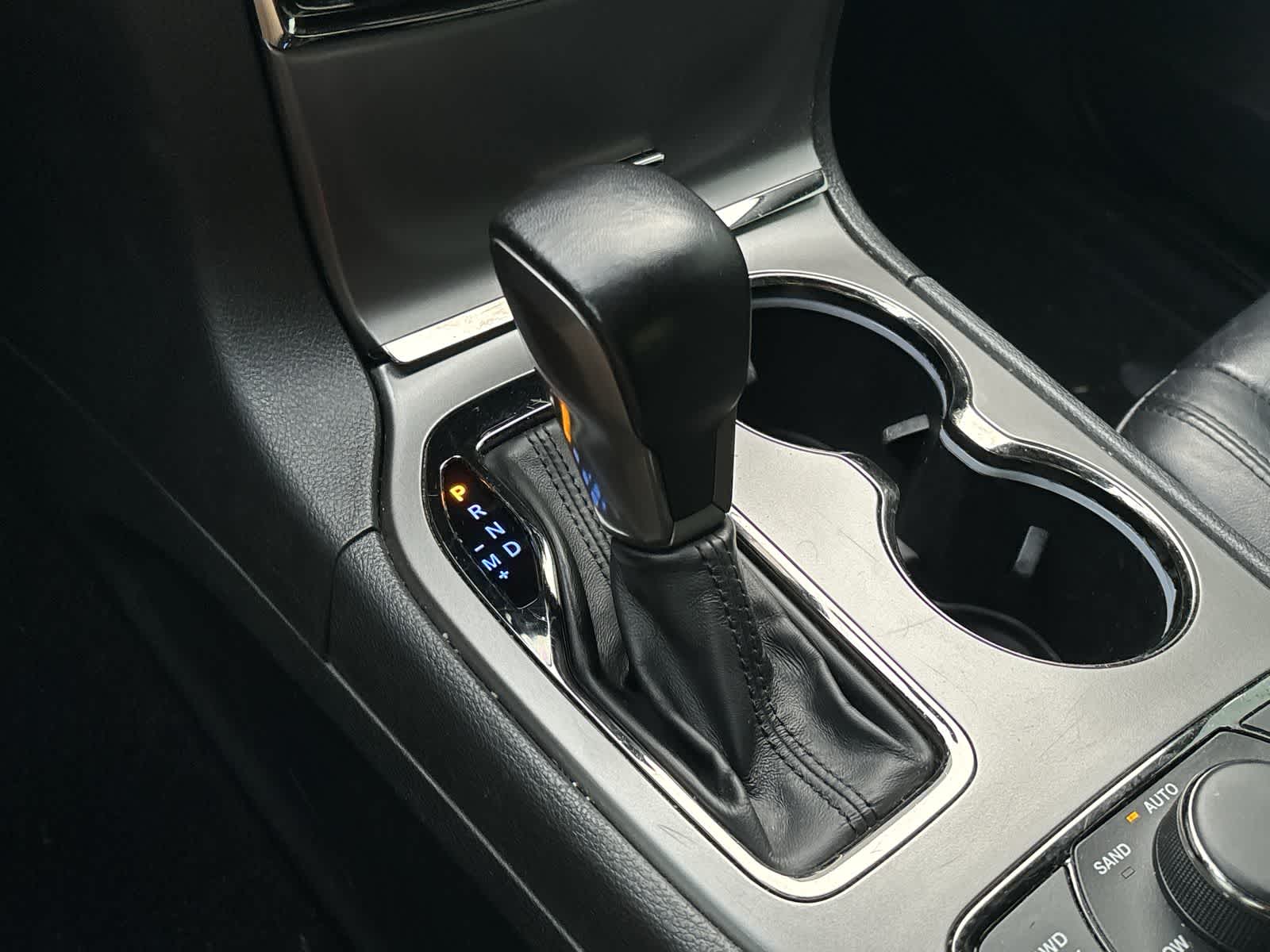 Thumbnail: 2020 Jeep Grand Cherokee - 23