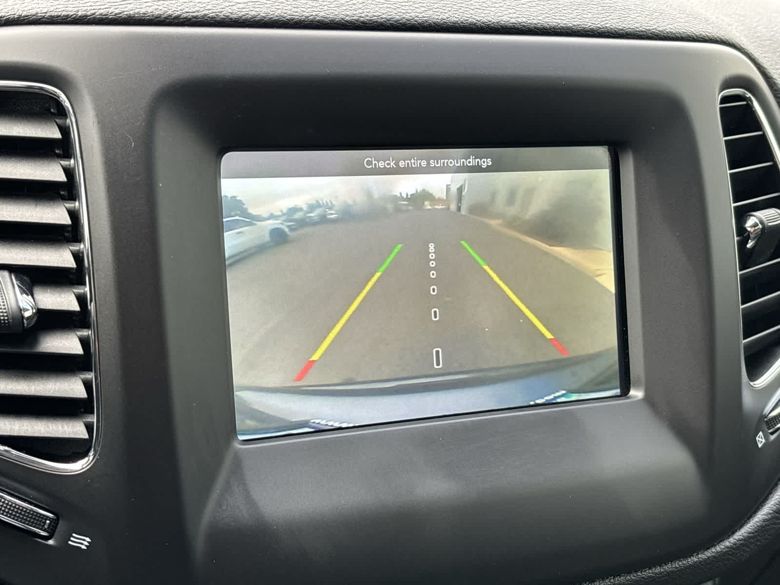 Thumbnail: 2019 Jeep Compass - 22