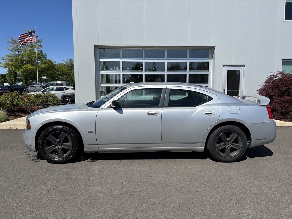 Used 2009 Dodge Charger SXT Sedan