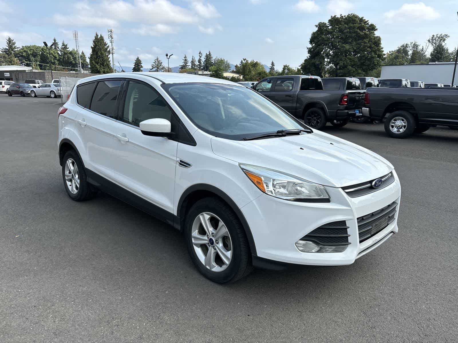 Thumbnail: 2016 Ford Escape - 6