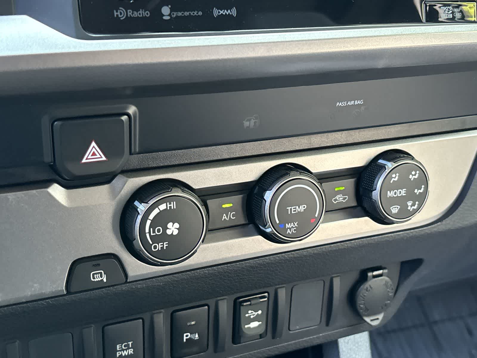 2019 Toyota Tacoma SR5 26
