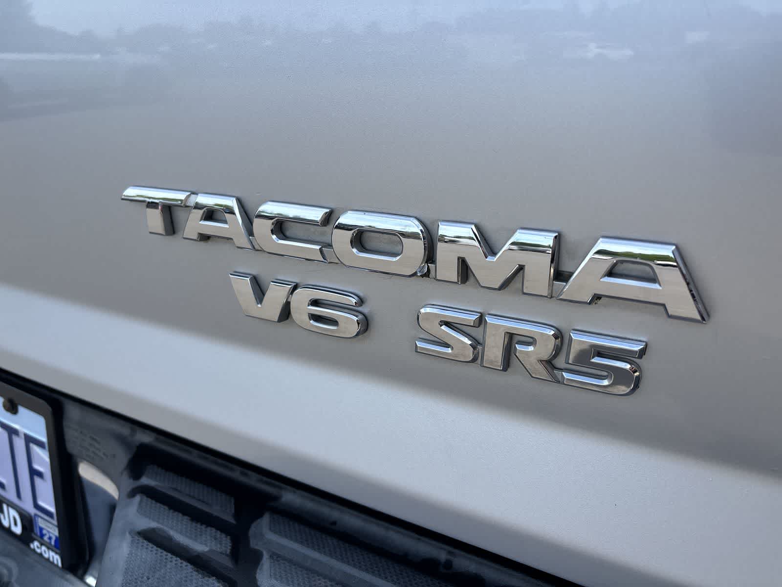 Thumbnail: 2005 Toyota Tacoma - 8