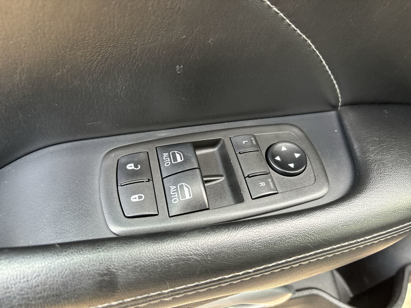 Thumbnail: 2021 Dodge Challenger - 8