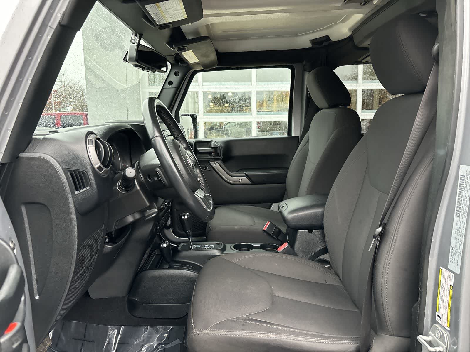 Thumbnail: 2018 Jeep Wrangler - 12