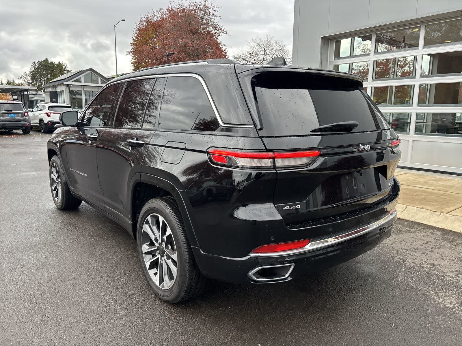 Used 2022 Jeep Grand Cherokee Overland SUV
